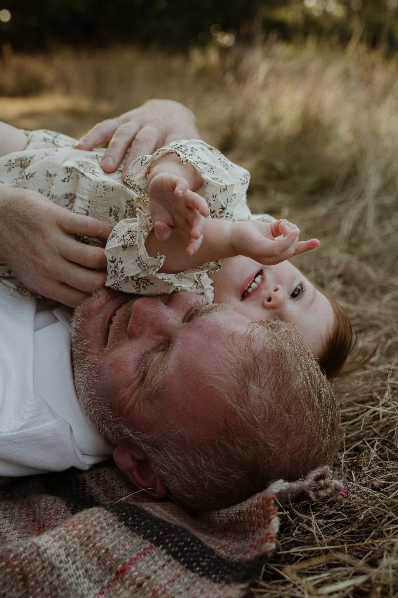 theUNTOLDphoto worcestershire outdoor family milestone photographer