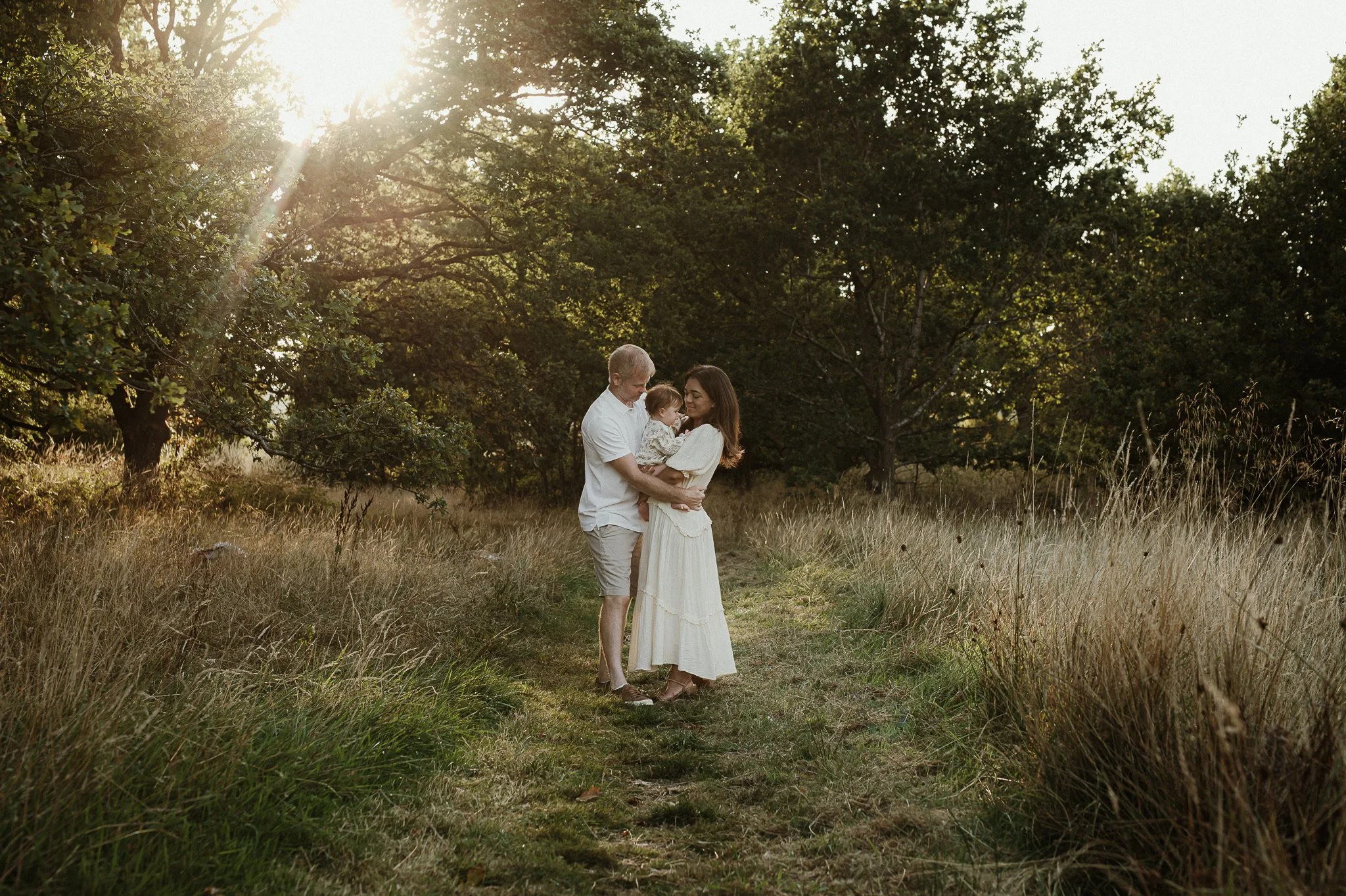 theUNTOLDphoto worcestershire outdoor family milestone photographer
