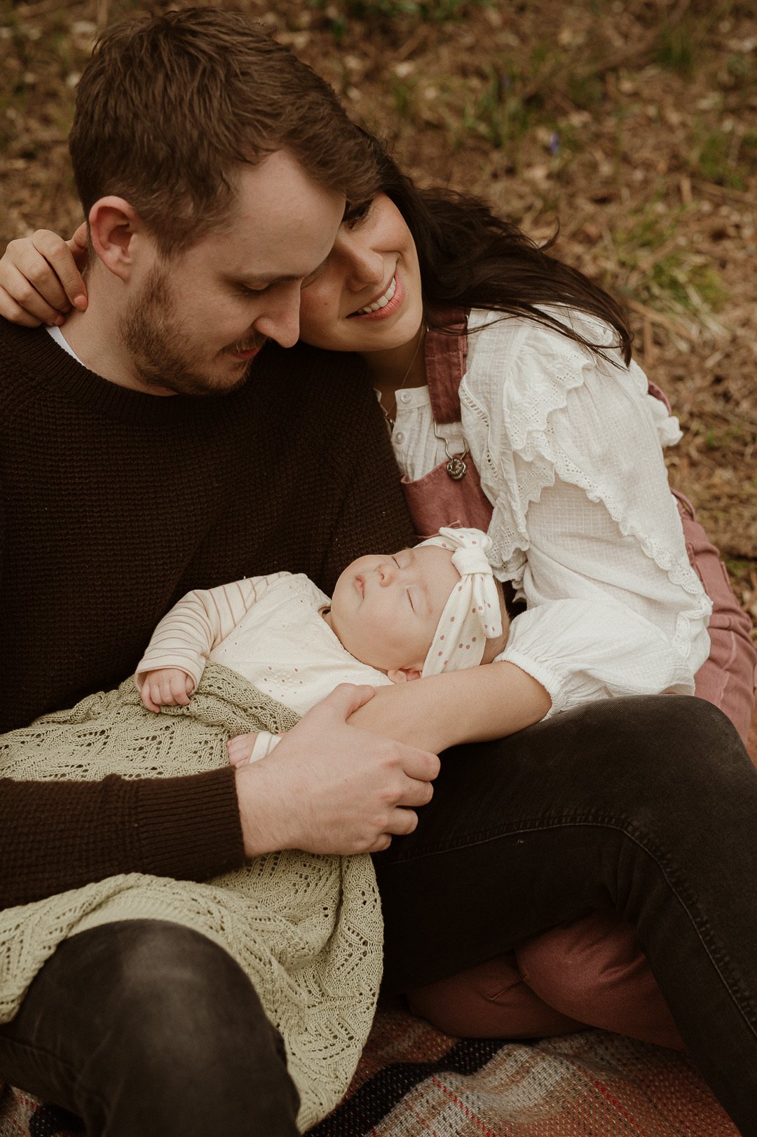 theUNTOLDphoto worcestershire outdoor newborn photographer