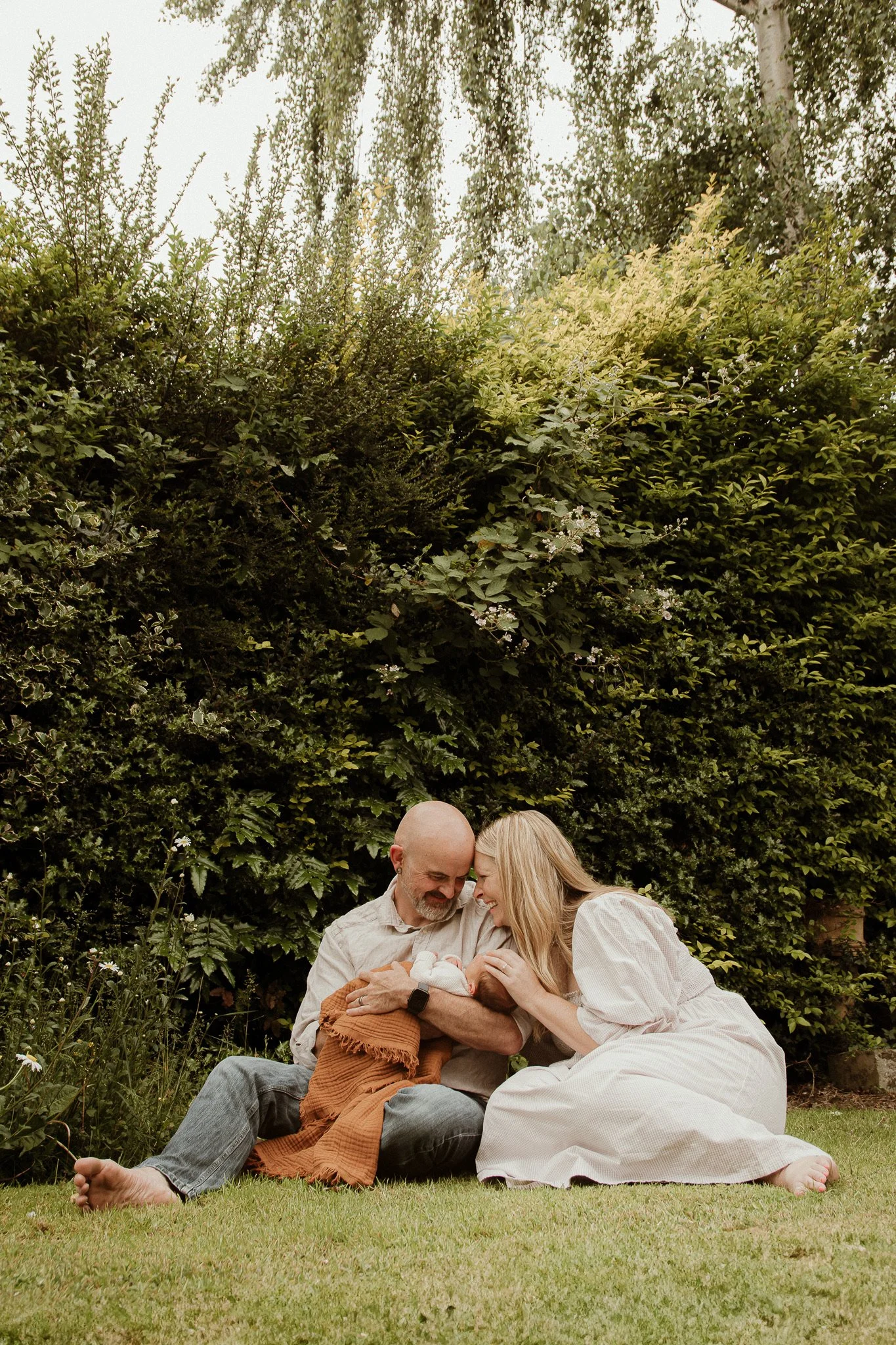 theUNTOLDphoto worcestershire outdoor newborn photographer