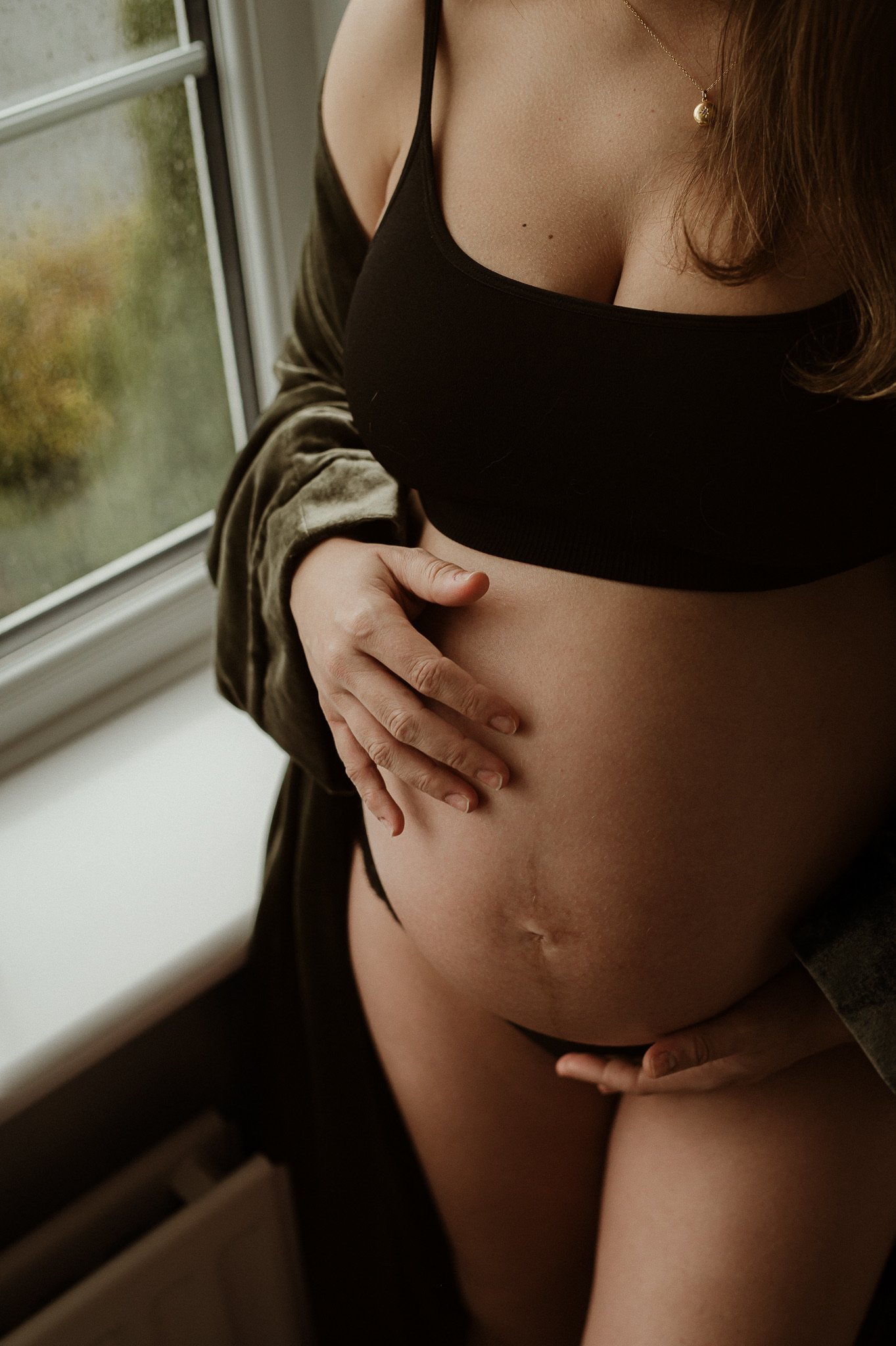 theUNTOLDphoto worcestershire outdoor maternity photography session