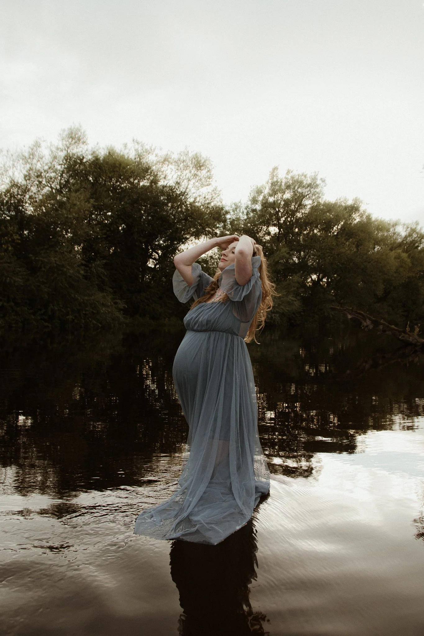 theUNTOLDphoto worcestershire outdoor maternity photography session