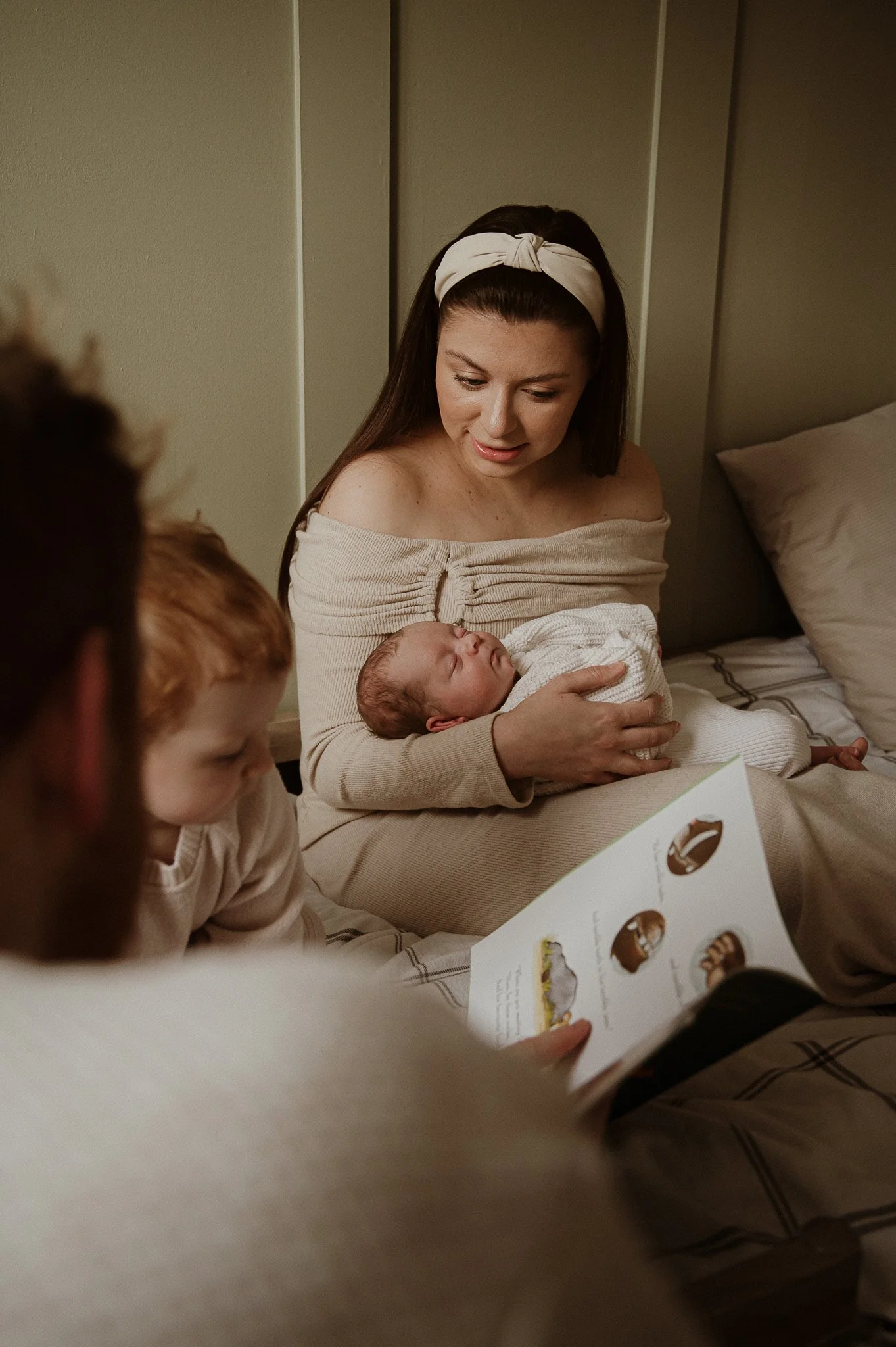 theUNTOLDphoto worcestershire newborn family photographer