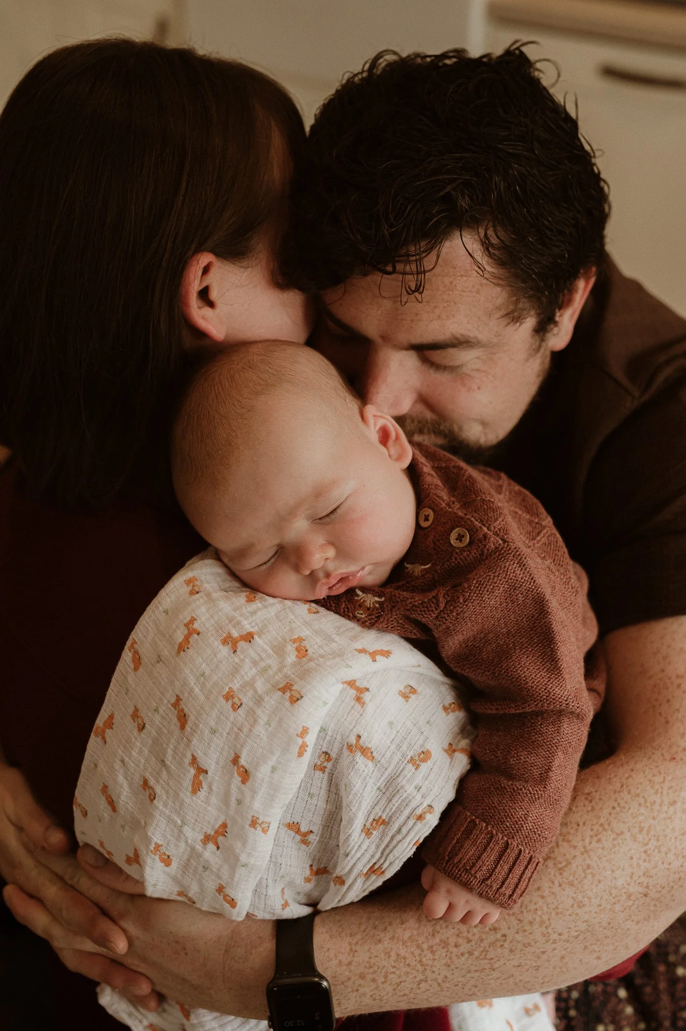 theUNTOLDphoto worcestershire in-home newborn family photographer