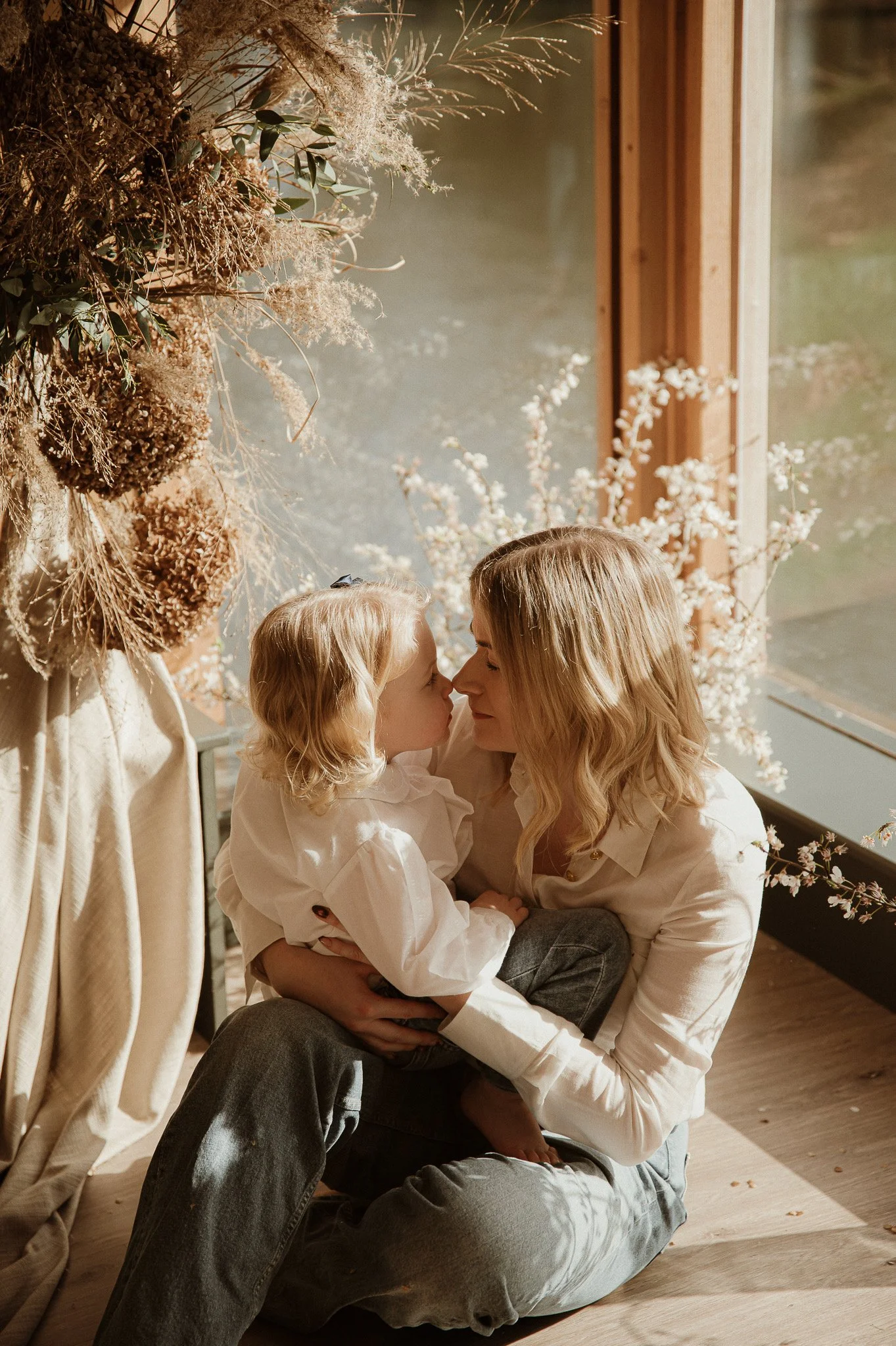 theUNTOLDphoto Worcestershire motherhood family photographer