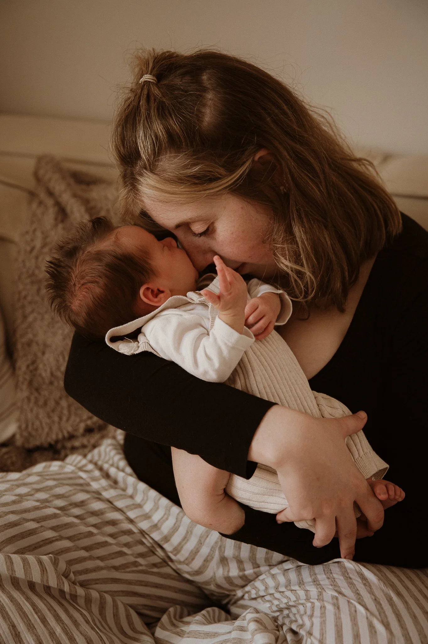 theUNTOLDphoto worcestershire in-home newborn photographer