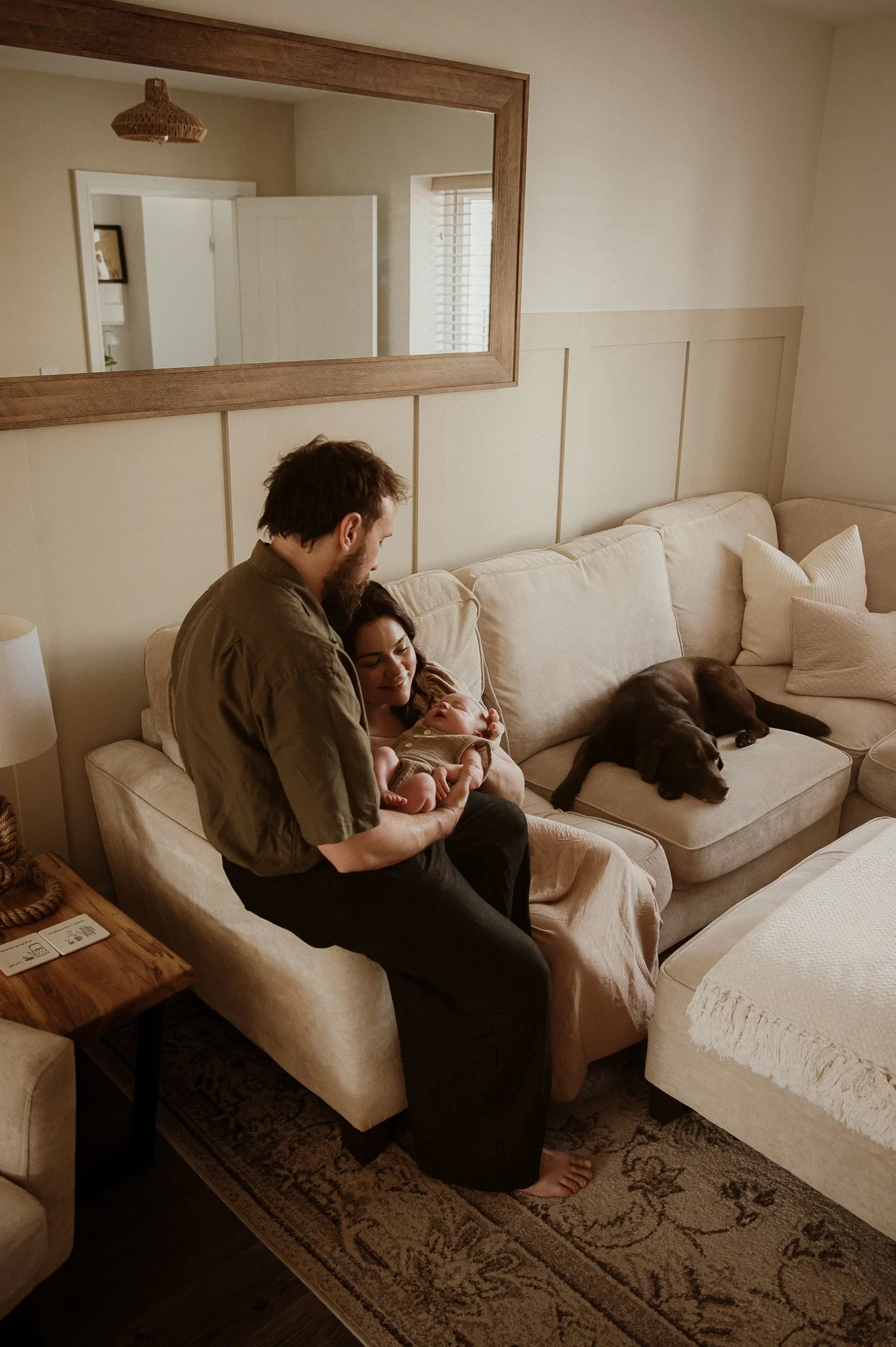 theUNTOLDphoto worcestershire in-home newborn family photographer