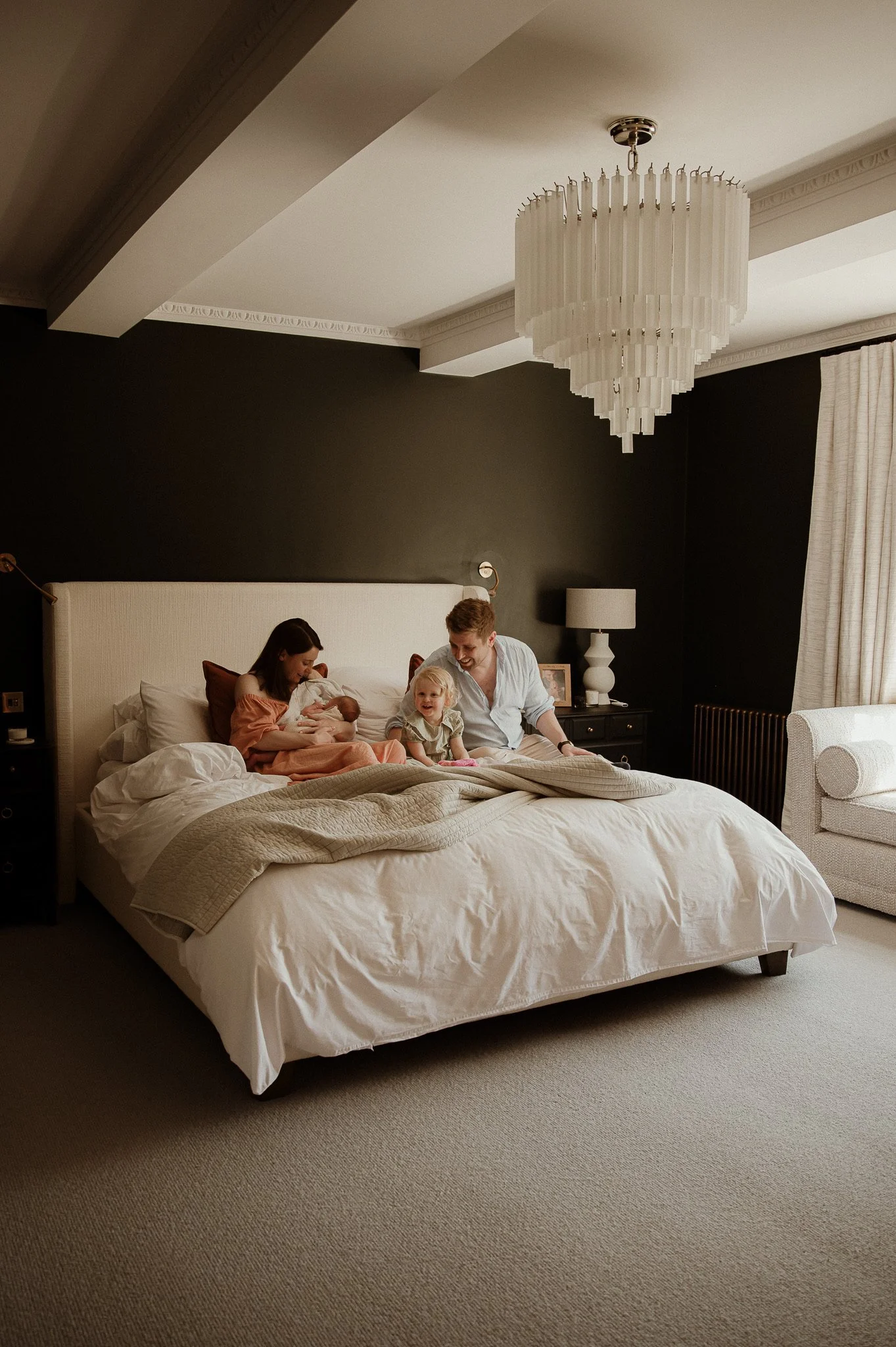 theUNTOLDphoto worcestershire in-home newborn family photographer