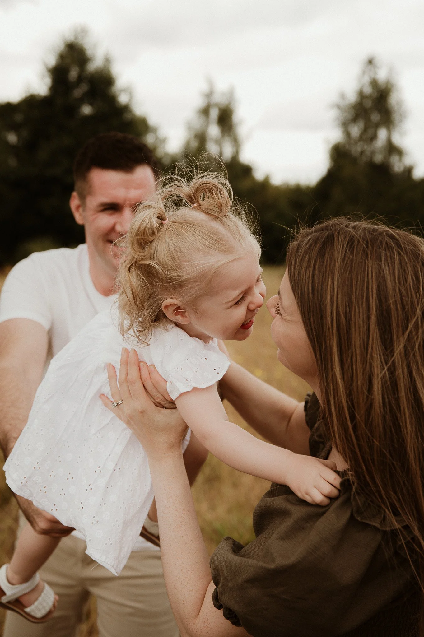 theUNTOLDphoto worcestershire outdoor family photographer