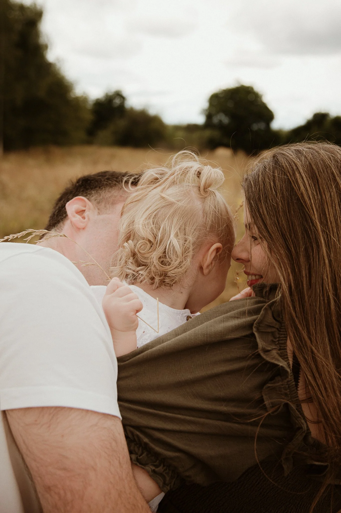 theUNTOLDphoto worcestershire outdoor family photographer