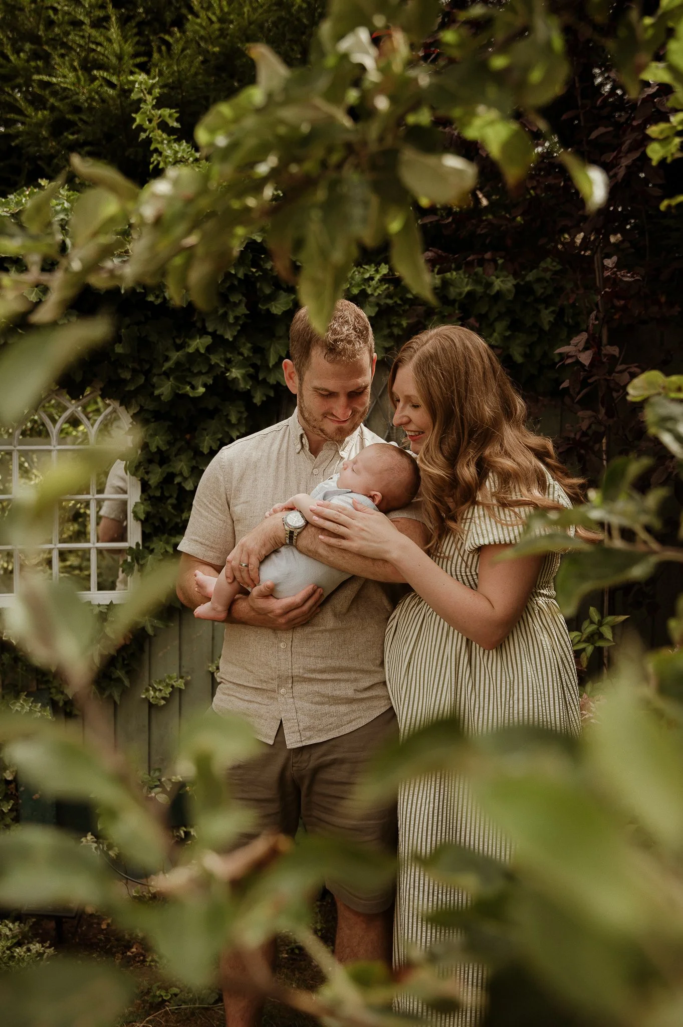theUNTOLDphoto worcestershire in-home newborn family photographer
