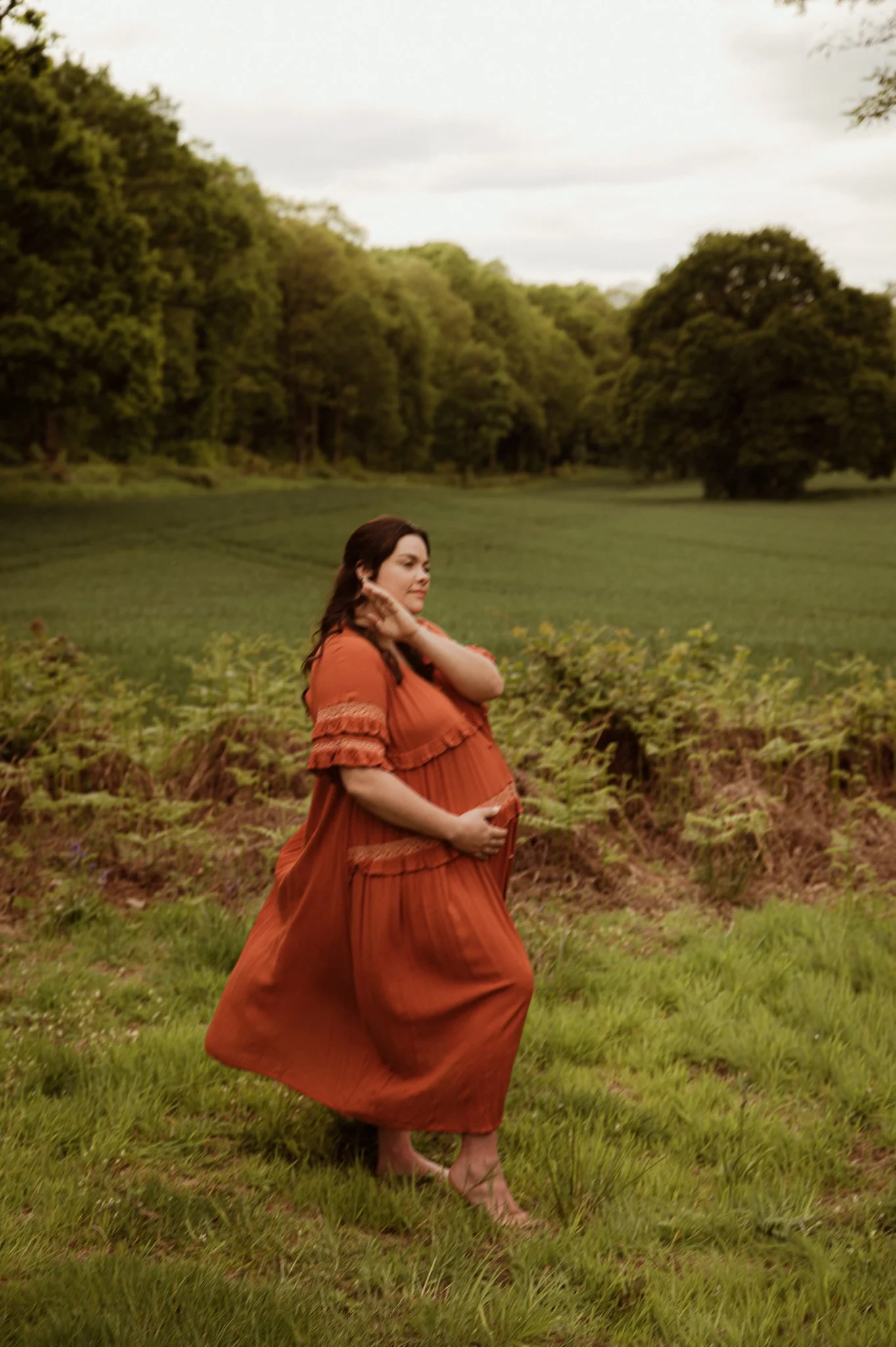 theUNTOLDphoto worcestershire outdoor lifestyle maternity photographer