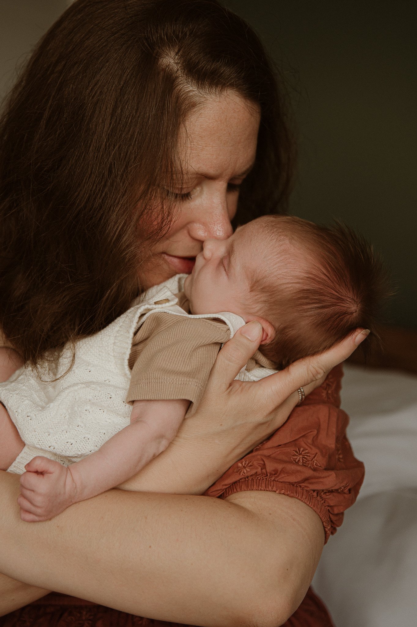 theuntoldphoto Worcestershire in-home newborn family photographer