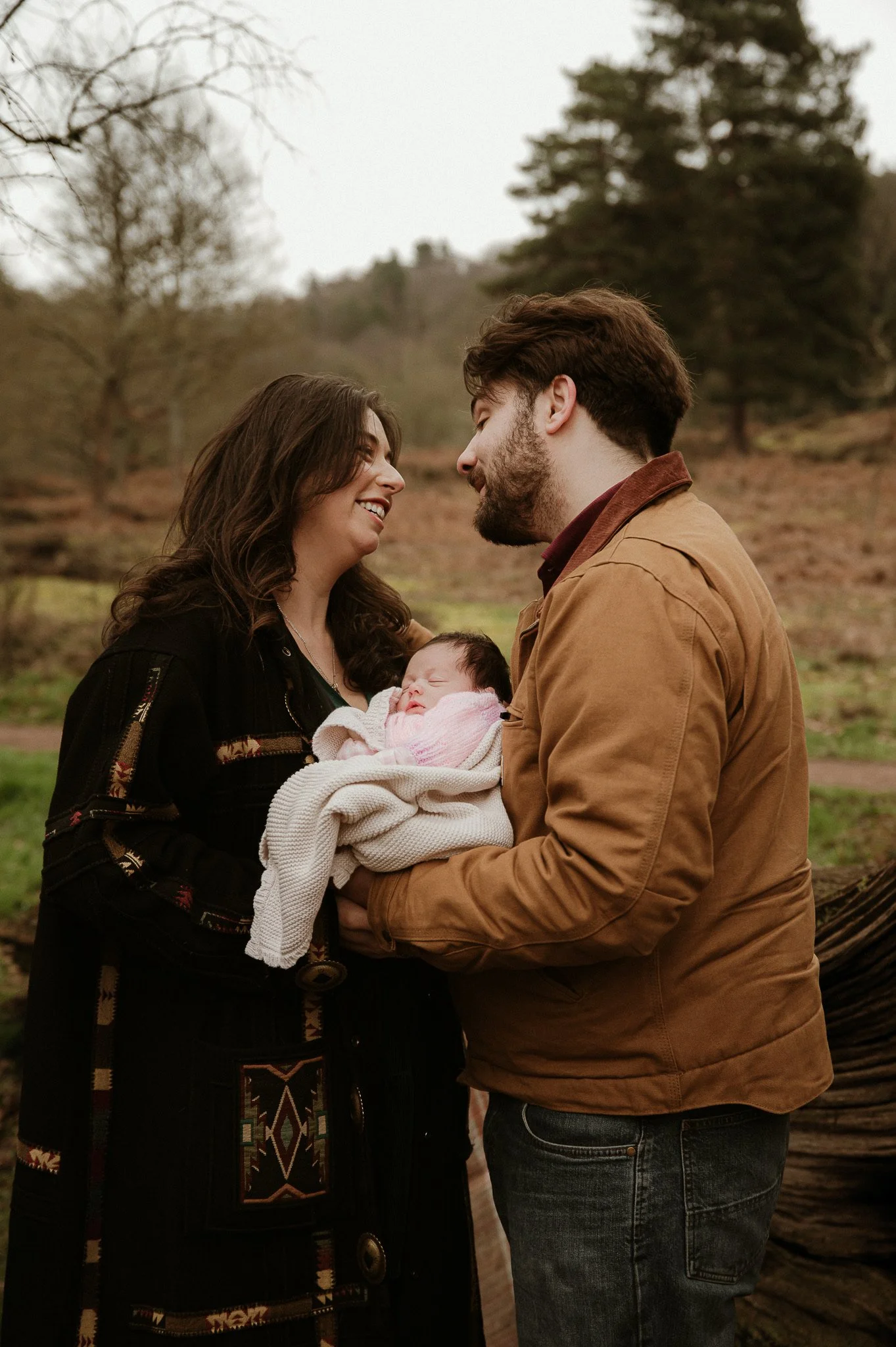 theUNTOLDphoto outdoor forest worcestershire newborn photographer