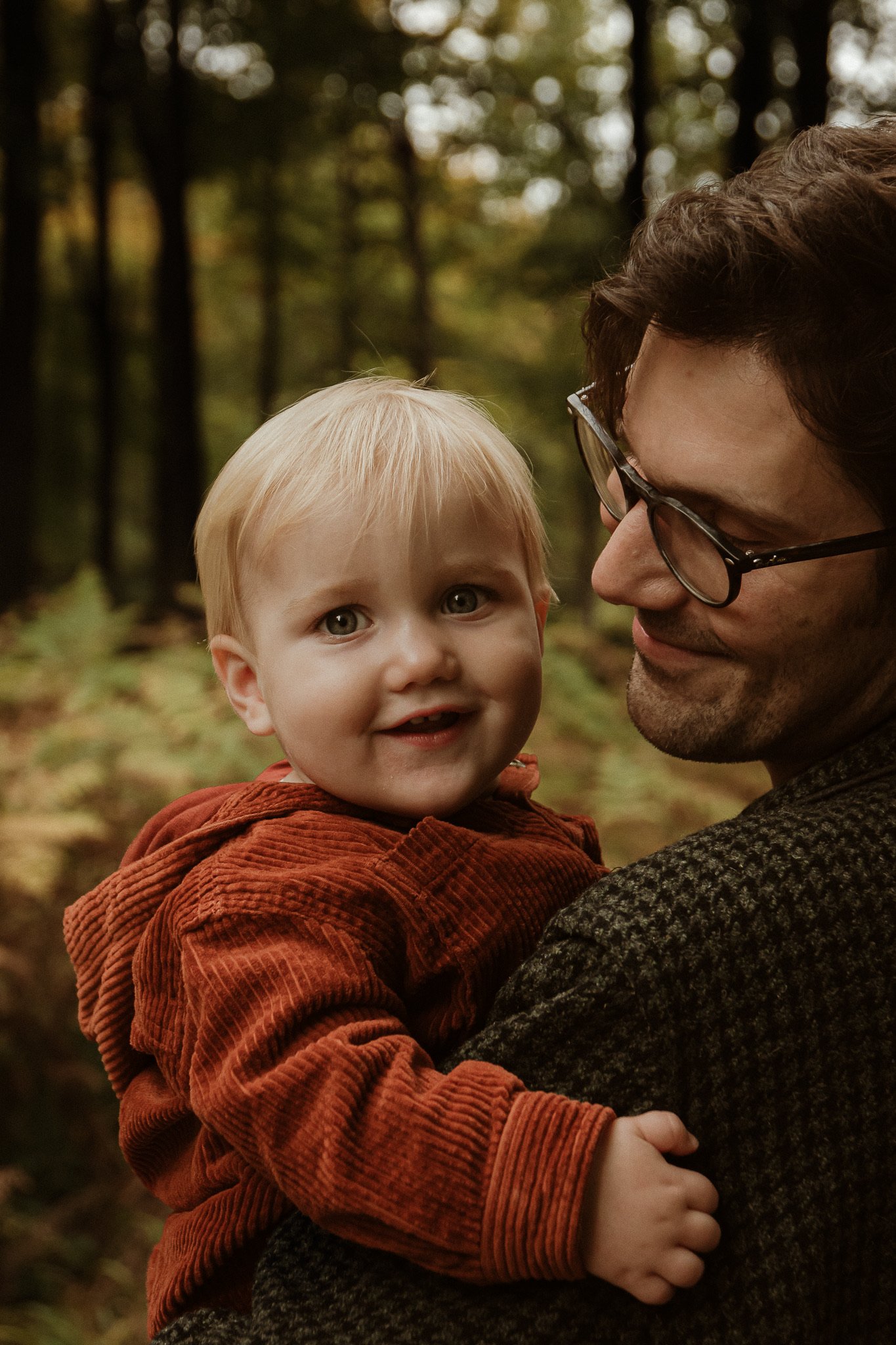 theUNTOLDphoto worcestershire outdoor family milestone photographer