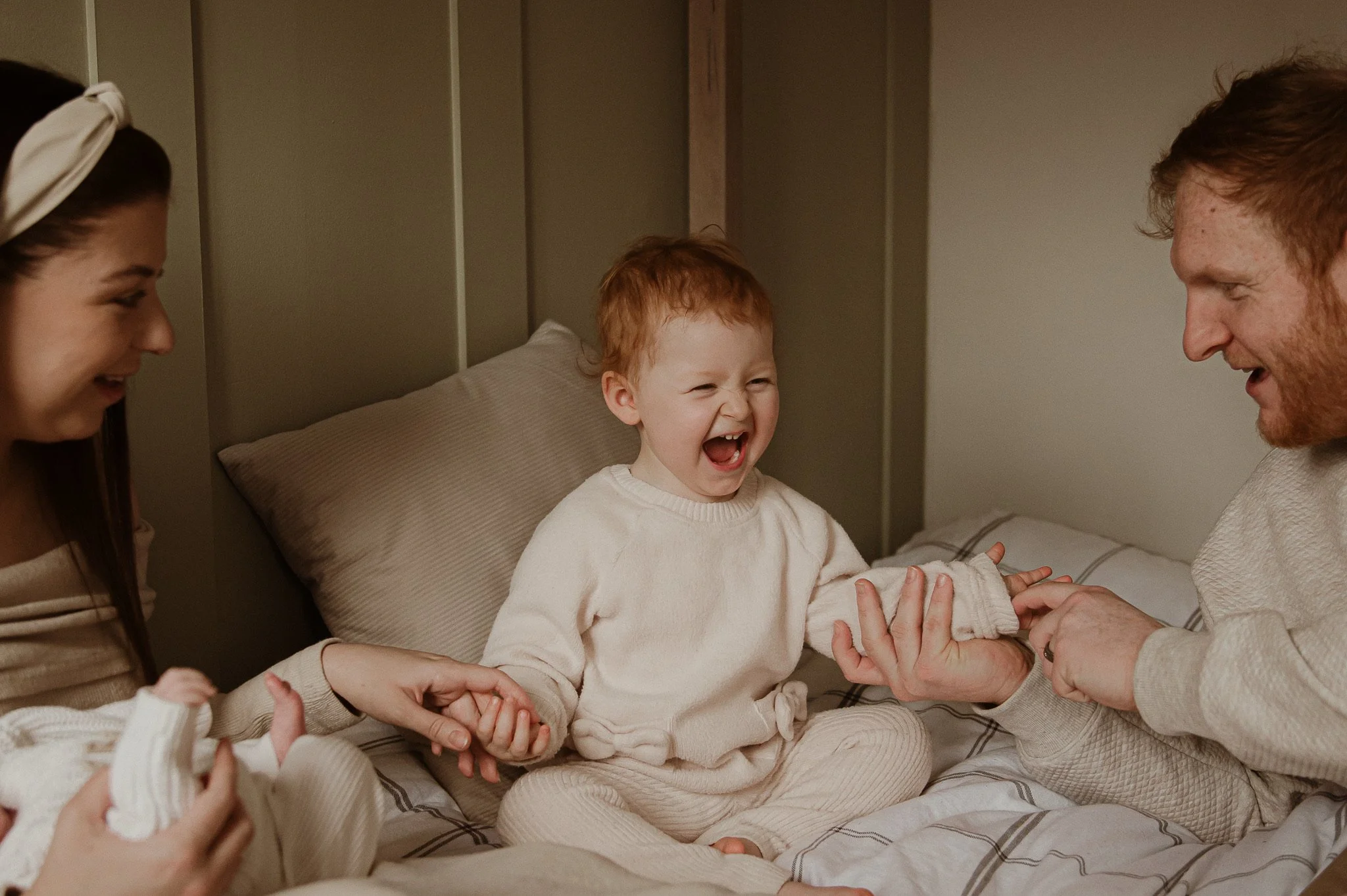 theUNTOLDphoto worcestershire newborn family photographer