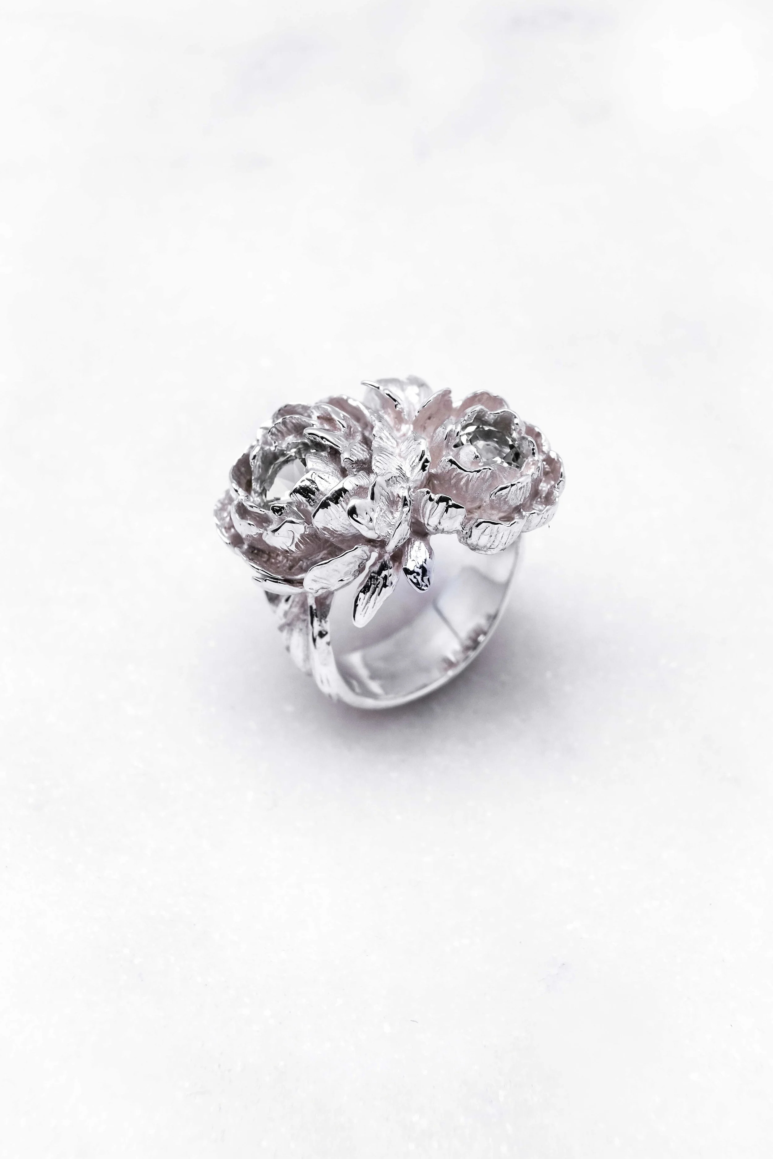 the-black-alchemy-jewelry-peonies-rings-1-3.jpg