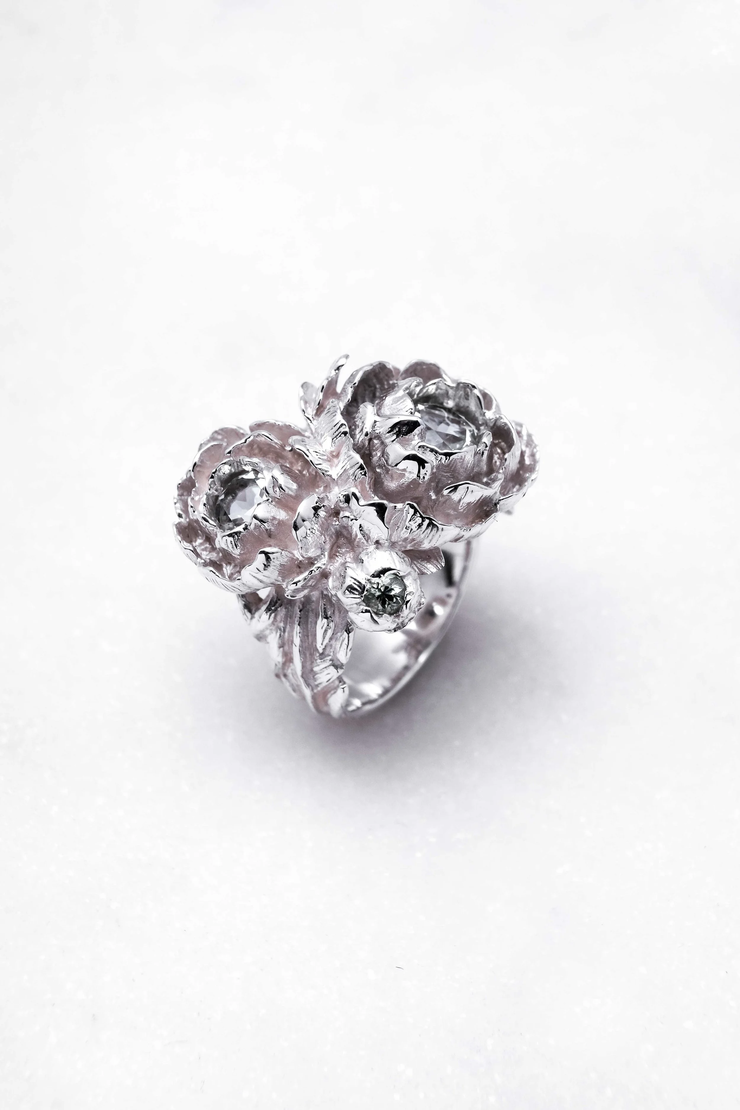 the-black-alchemy-jewelry-peonies-rings-4.jpg