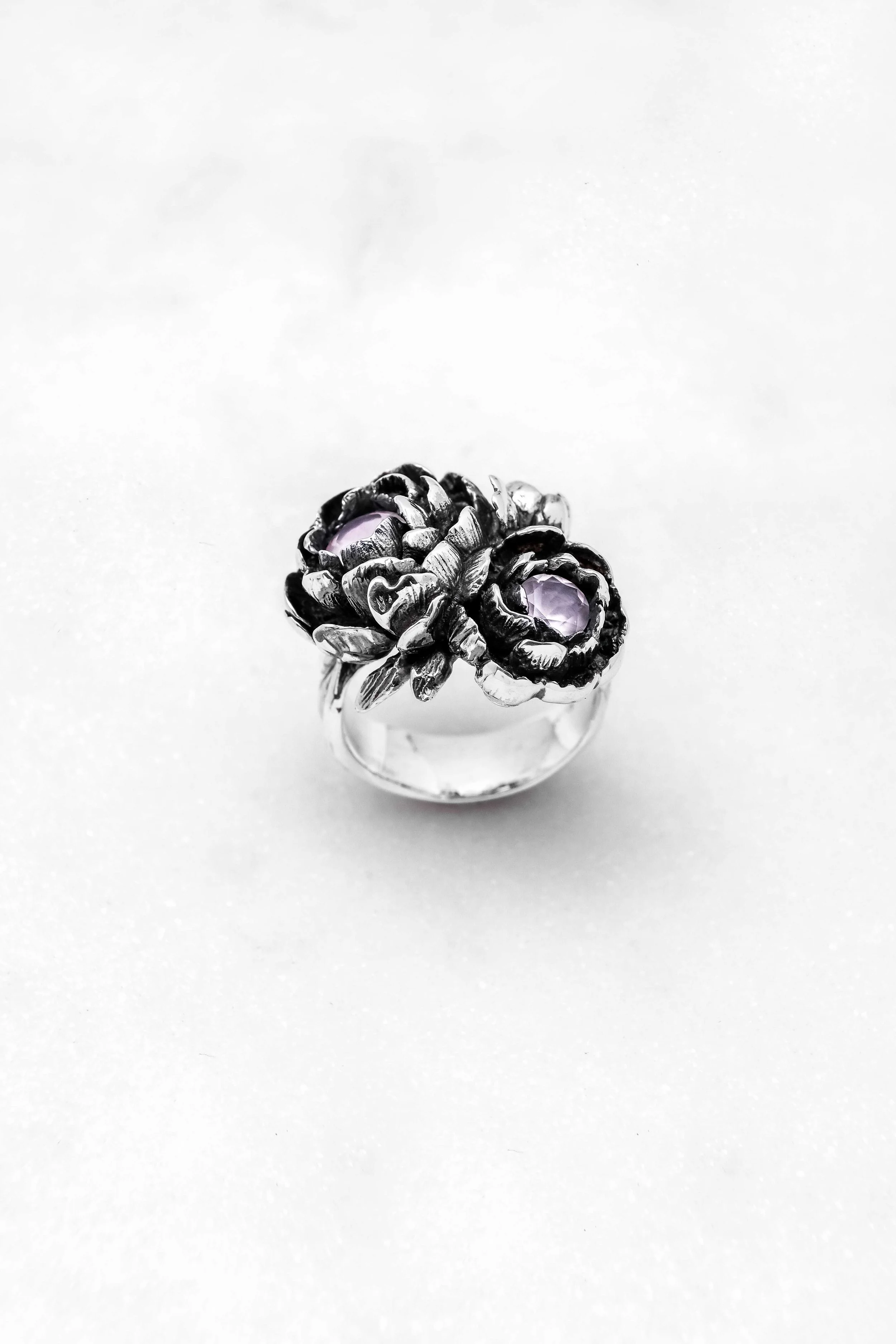 black-alchemy-silver-ring--quartz-peonies-nymphea-3.jpg