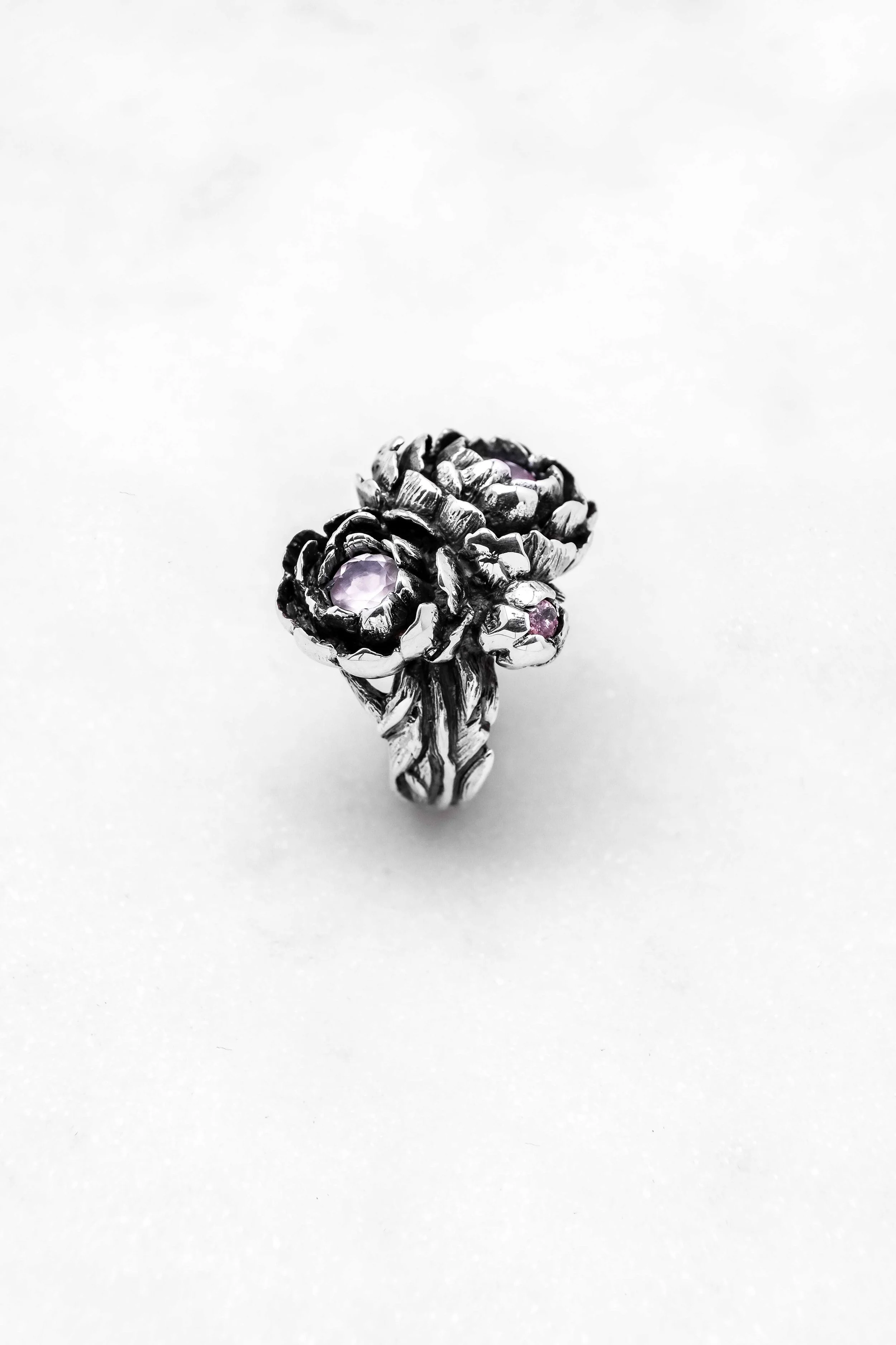 black-alchemy-silver-ring--quartz-peonies-nymphea-5.jpg