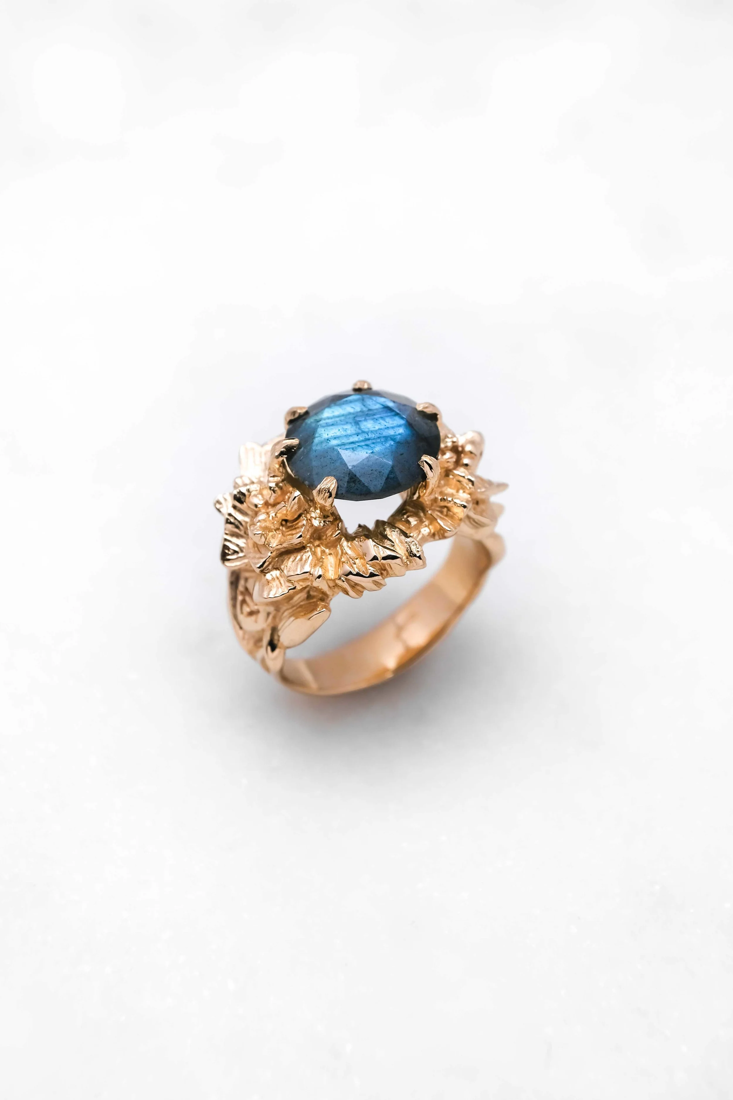 black-alchemy-nymphea-ring-gold-labradorite-7.jpg
