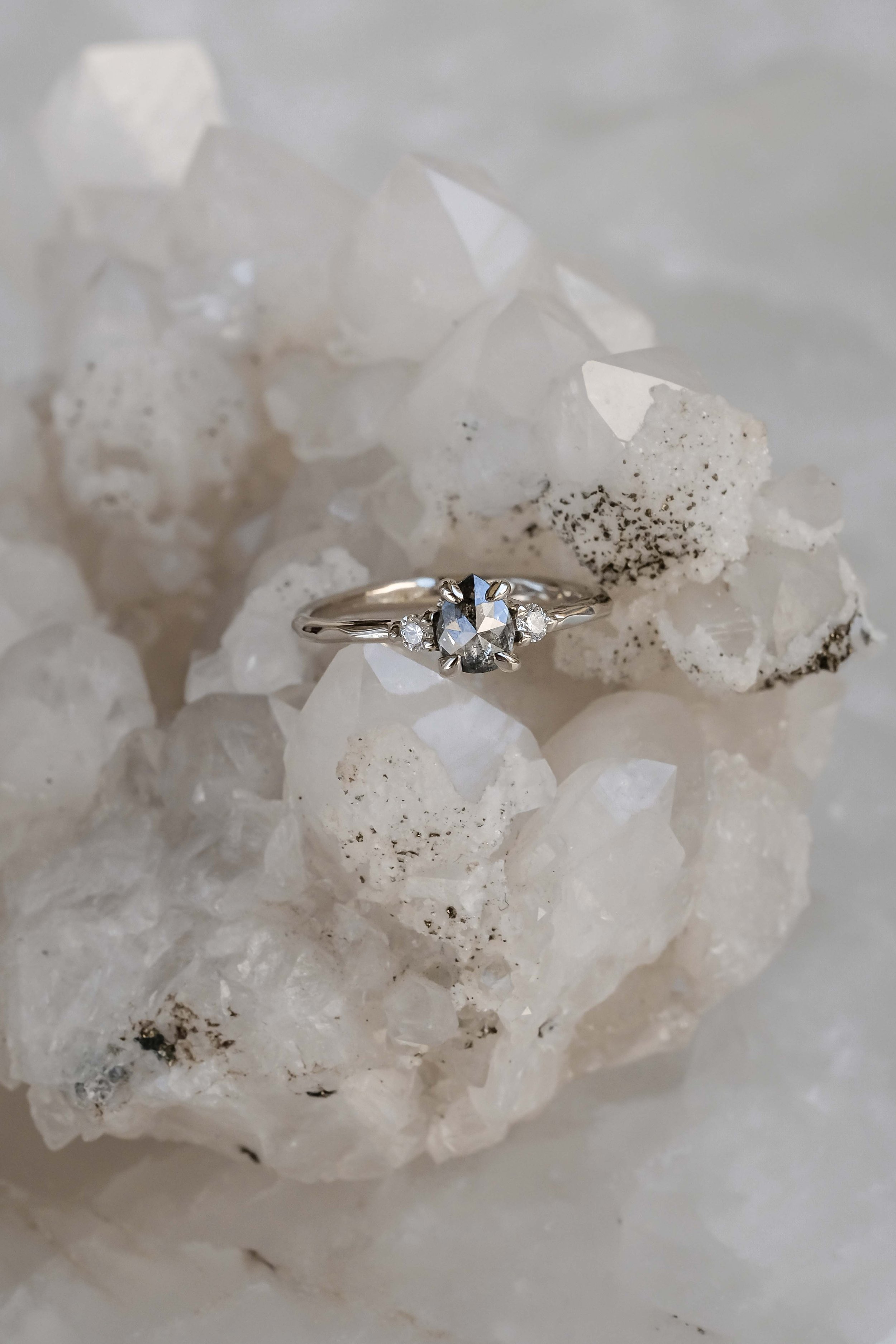 the-black-alchemy-jewelry-alchemia-10-ring-gold-salt-and-pepper-diamond-1.jpg