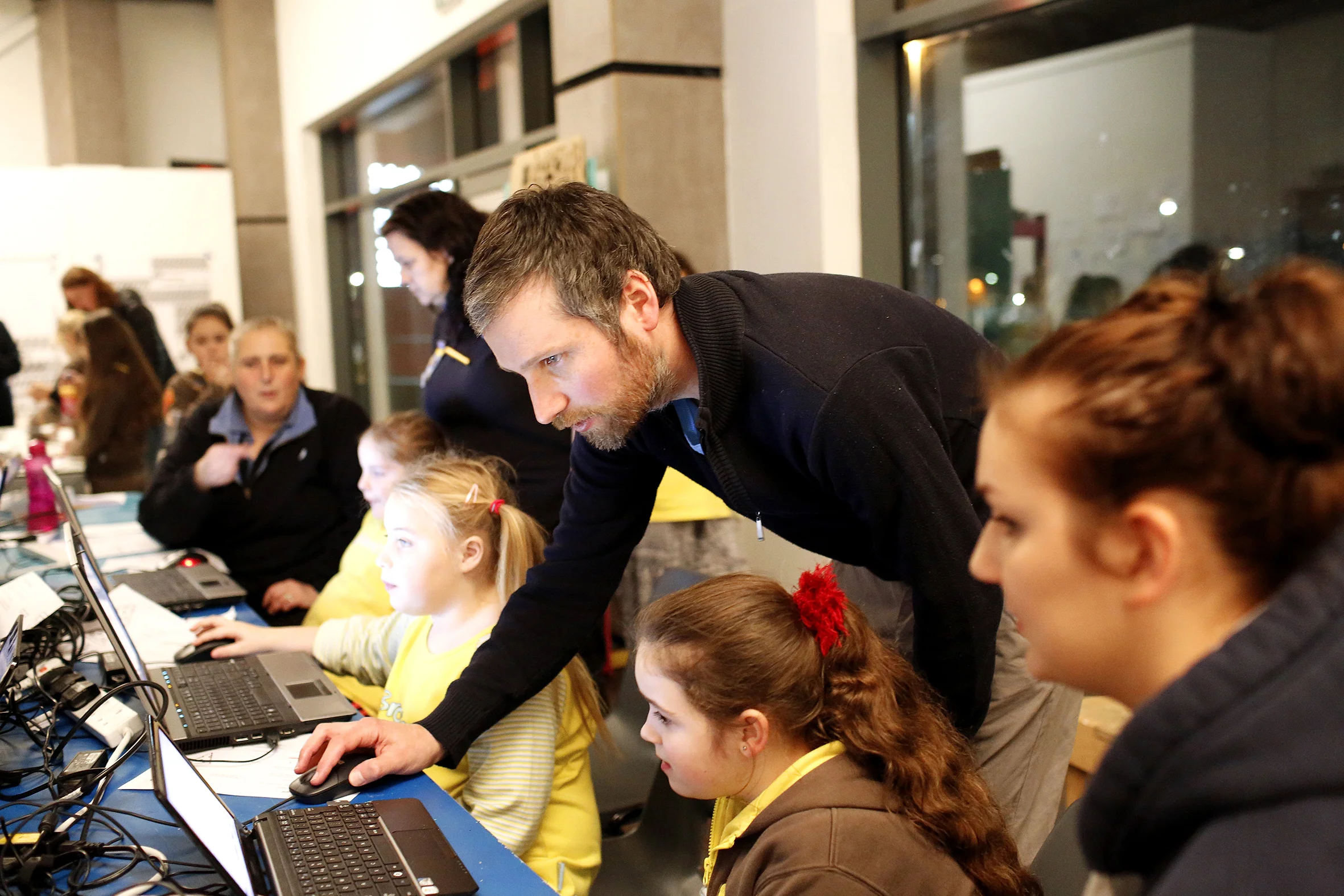 Digital Longbridge workshop with Birmingham 271st Brownies