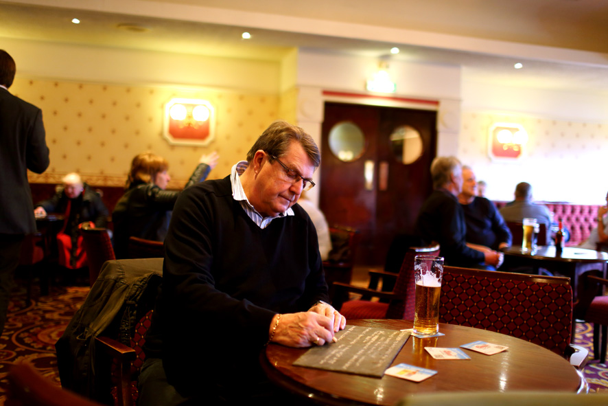 Story collecting workshop at Austin Sports & Social Club in Longbridge, photography by Stephen Burke