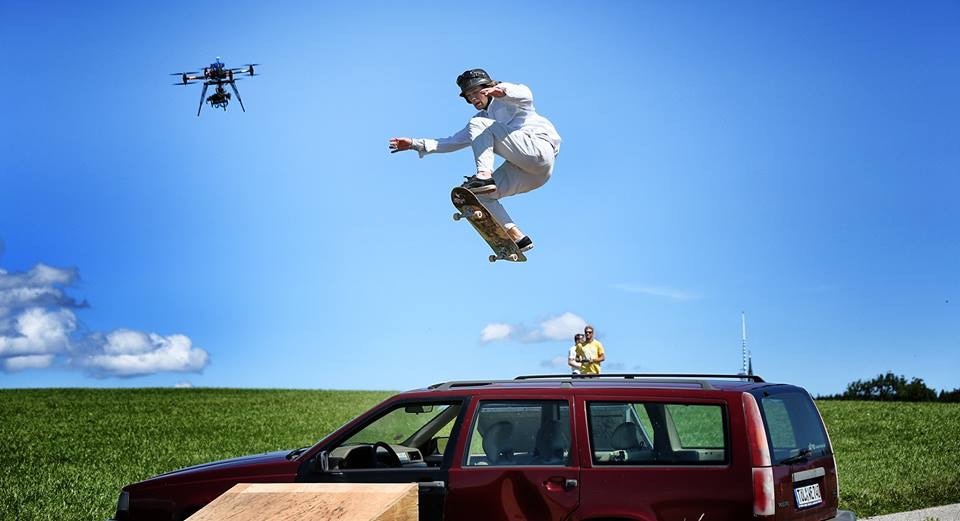 Tom Cat Skateboarding Stuntman Modelo Kleinhans Mekk Movie.jpg