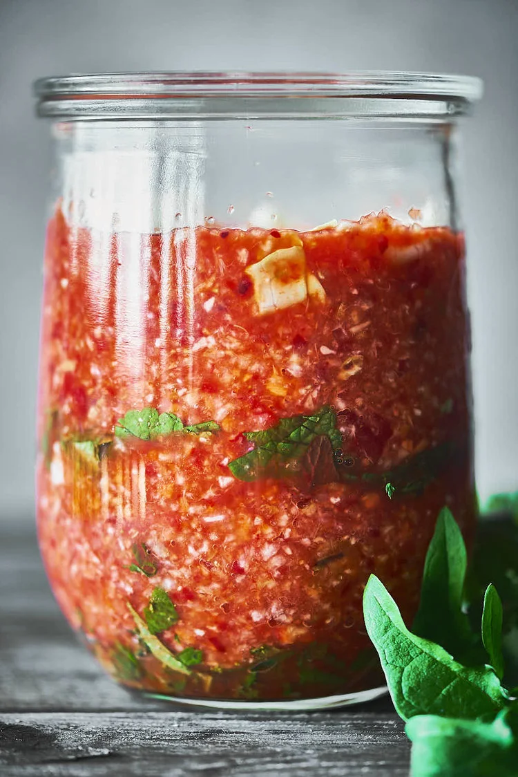 fermentieren-kraut-paprika-kraeuter-heimisch.jpg