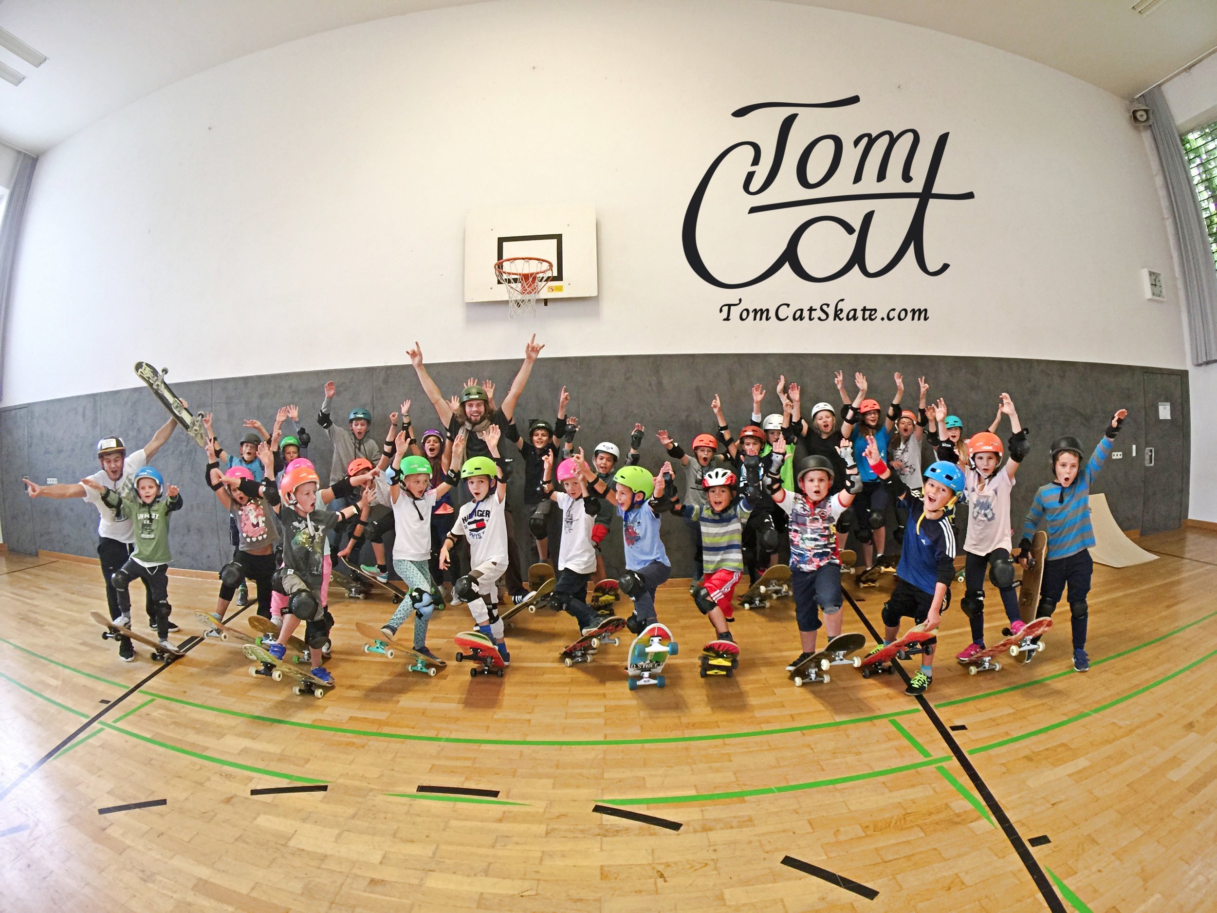 Children's birthday Grünwald Bad Tölz Fürstenfeldbruck Munich skateboarding course.JPG