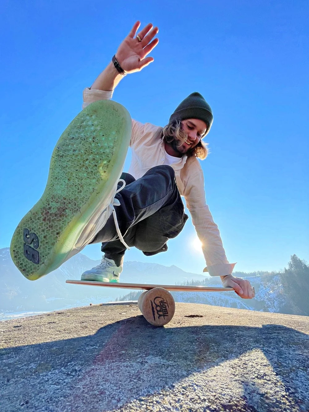 Balance Board mit Korkrolle — TOM CAT SKATE I Skateboardschule