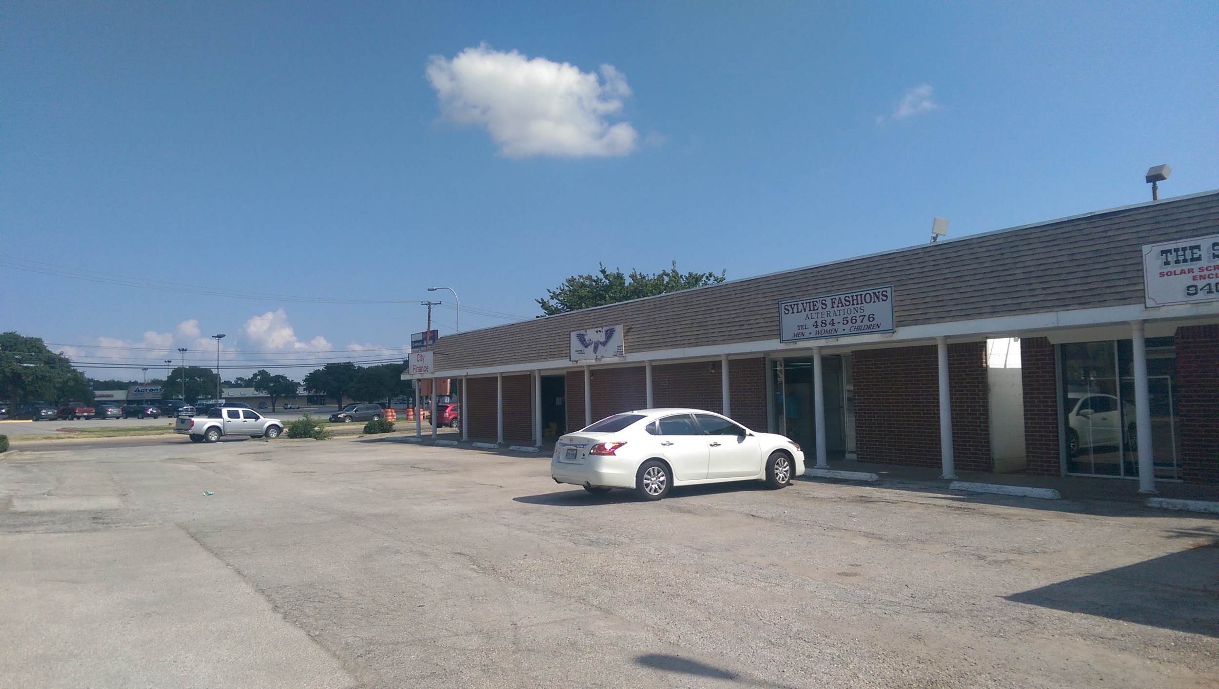  Location of the first Recycled Books location on West University, across from Denton Center. (Present day) 