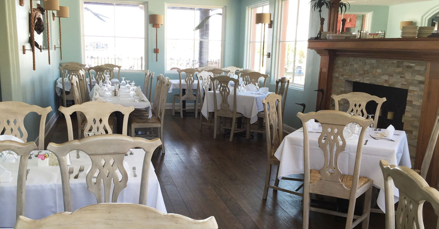 Side Dining Area - Orange Beach Location