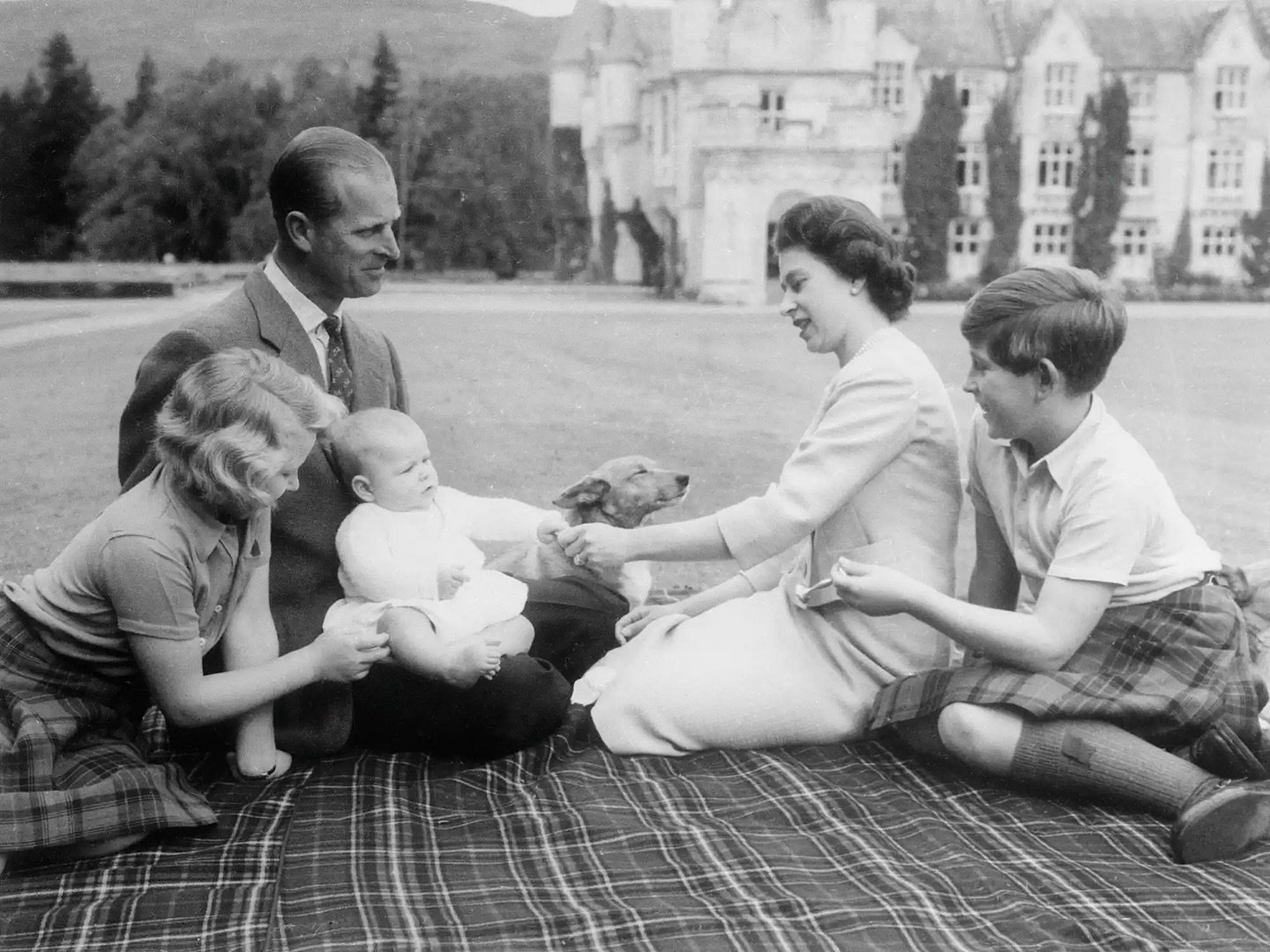 The Queen(&lsquo;s) is going on vacation for the King&rsquo;s Birthday!

In other words&hellip; We are CLOSED this upcoming Monday Public Holiday. 

In the meantime, enjoy these lovely photos of Queen Elizabeth II and Philip&rsquo;s vacations over th
