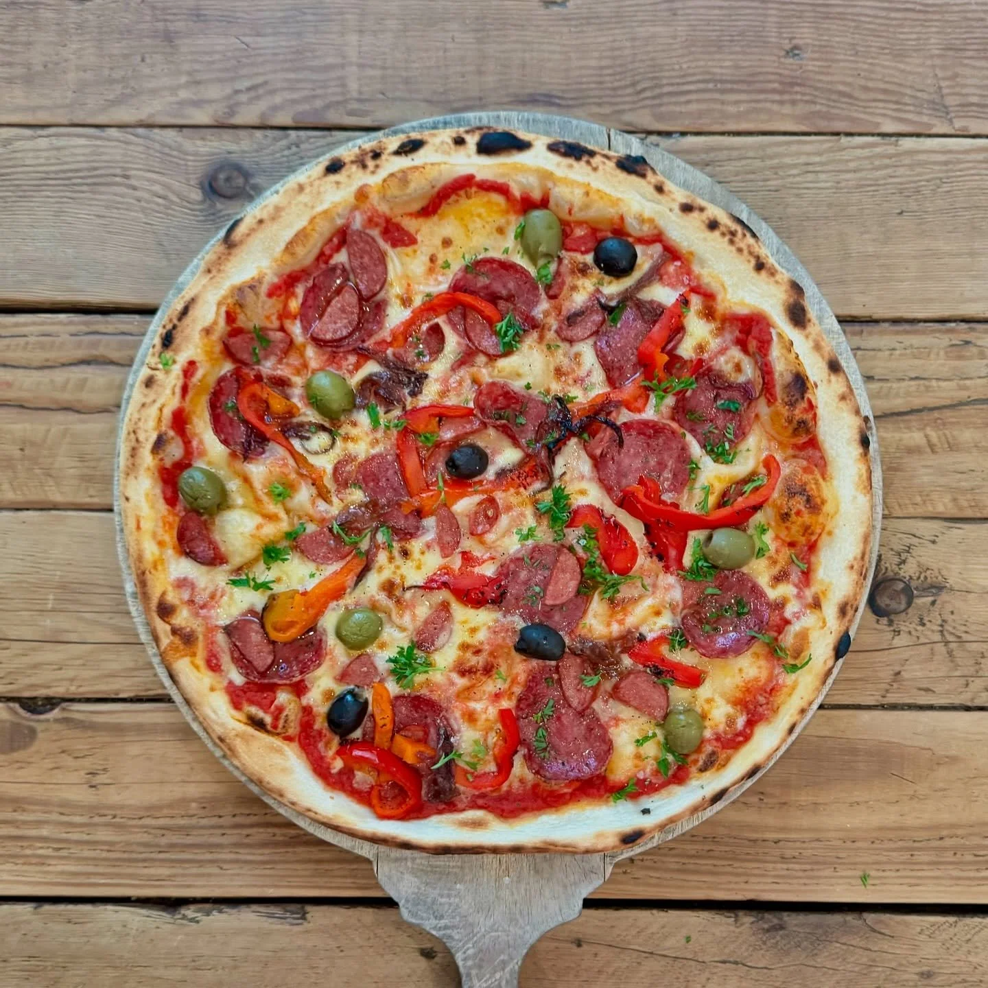 SUPREME PIZZA
cheese, chorizo, caramelised onions, capsicum, pepperoni, olives