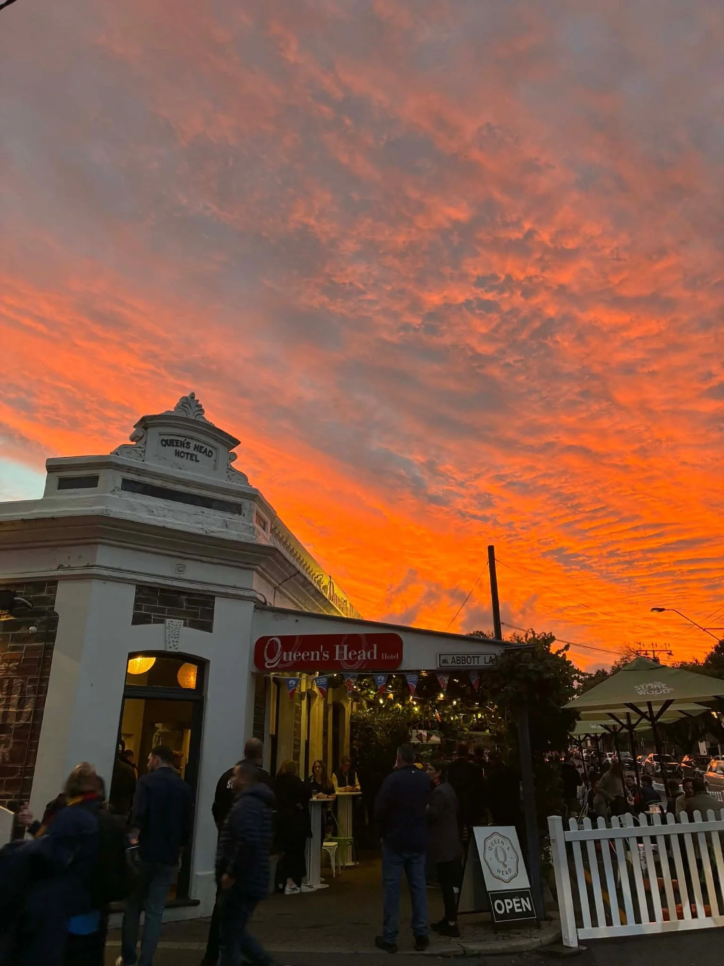 Gather Round has been a blast so far 💛 Thank y&rsquo;all! 
See you all at The Queen&rsquo;s for the football today or tomorrow!