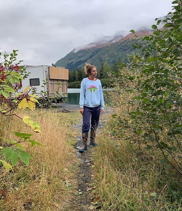 I&rsquo;m more than ready for mornings to look like this again... stumble out of our house on wheels, full sweatpants, @xtratuf boots, checking on the weather while the coffee brews. Soon enough....