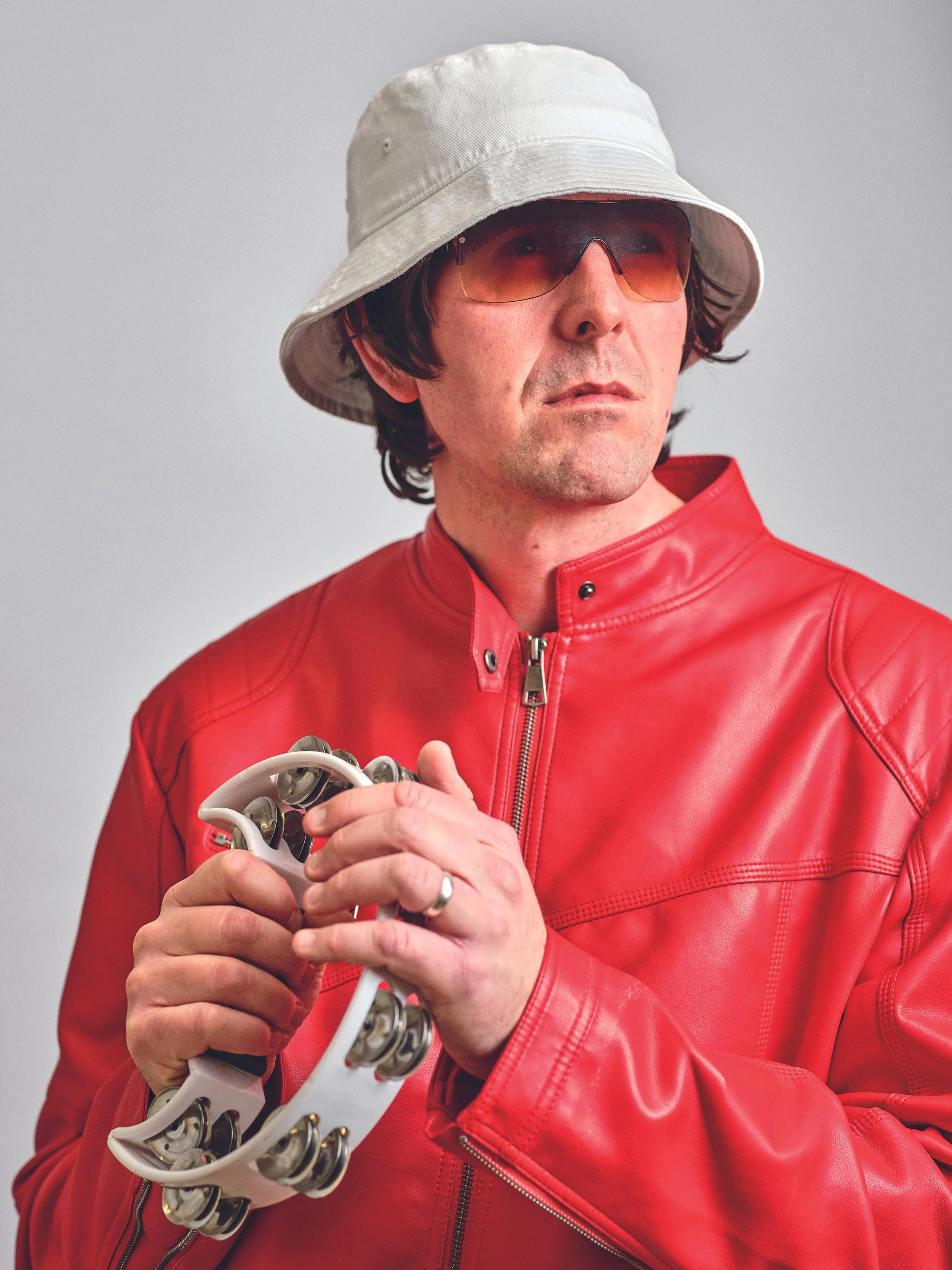 <b>Oasis Cover Bands</b>