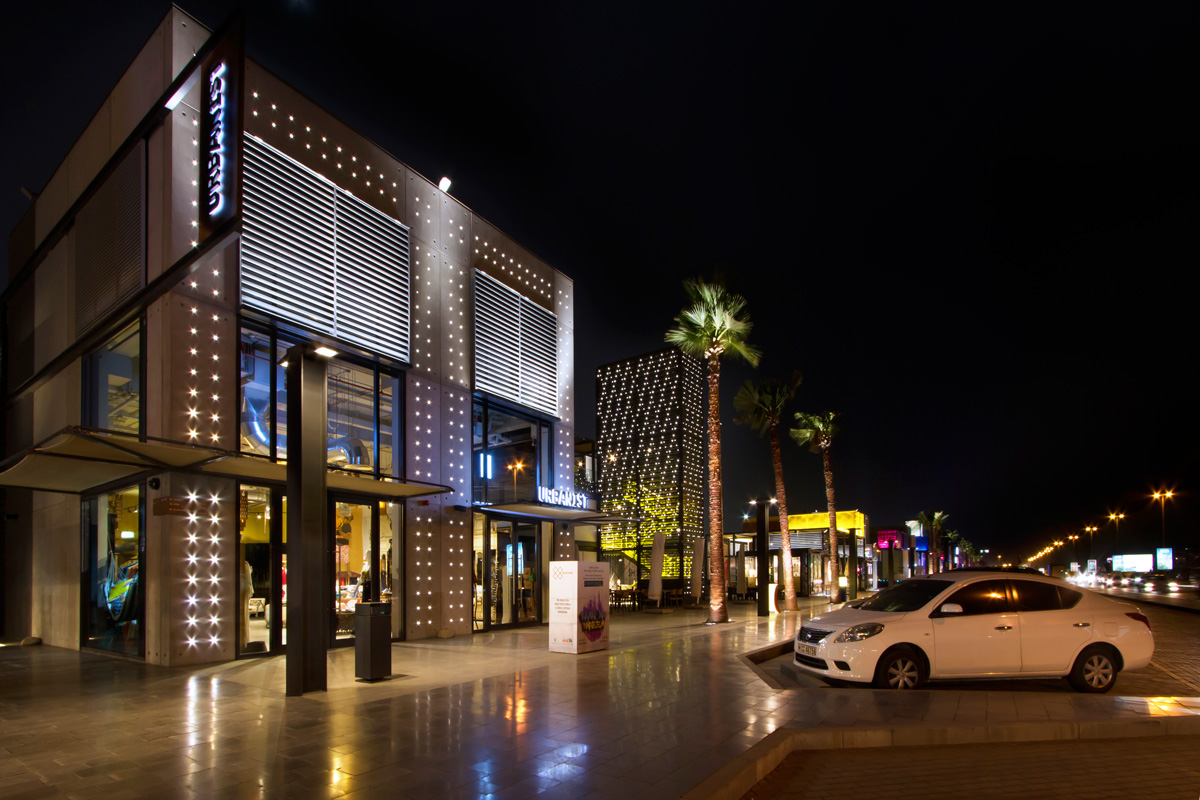 BOXPARK_05.jpg