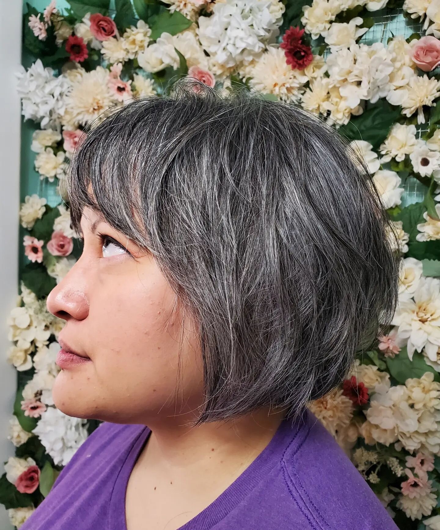 Check out @casieyoder 's beautiful natural silver hair! 

Razor cut by @afuse 
#atlantashagqueen #atlantarazorcut #atlantahairwitch #atlantabixie #bixiehaircut #razorshagatl