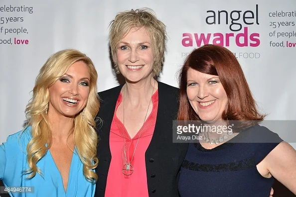 Mary Beth McDade, Jane Lynch & Kate Flannery / Project Angel Food Red Carpet