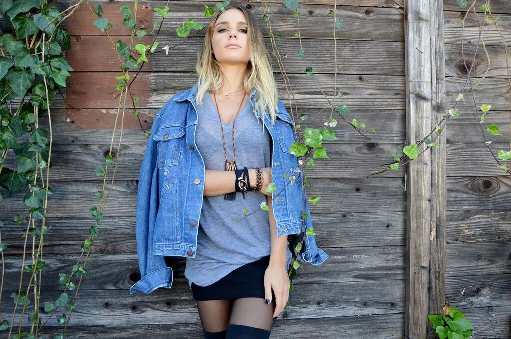 Melanie Maroon / "Untamed" for Muses & Rebels