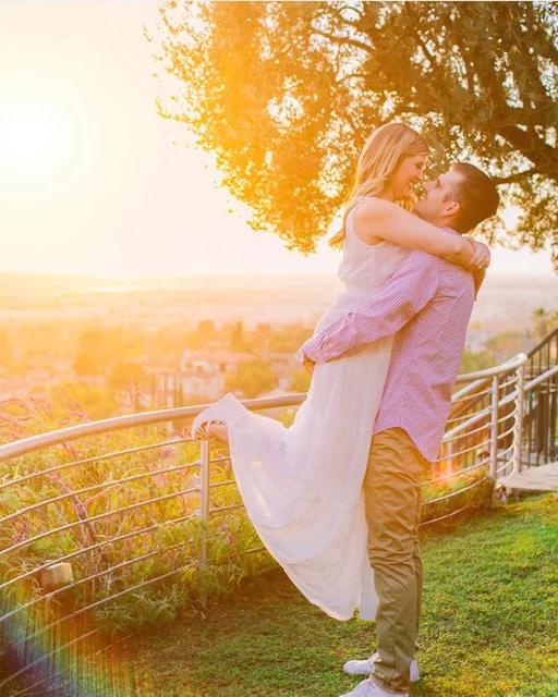 Stephanie + Travis Engagement - Elizabeth Burgi Photography