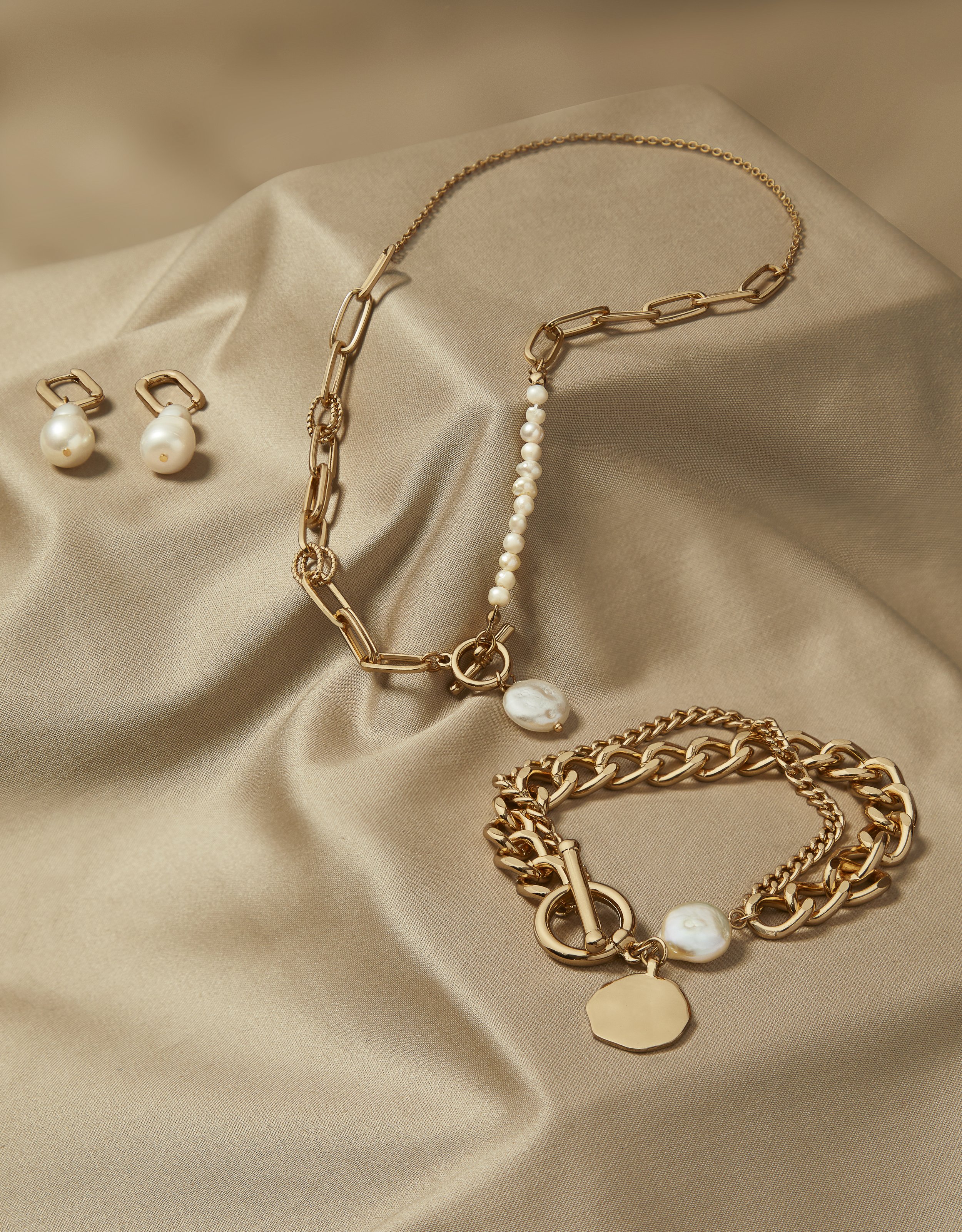 JF Ladies Jewellery Gold Pearl Story copy.jpg