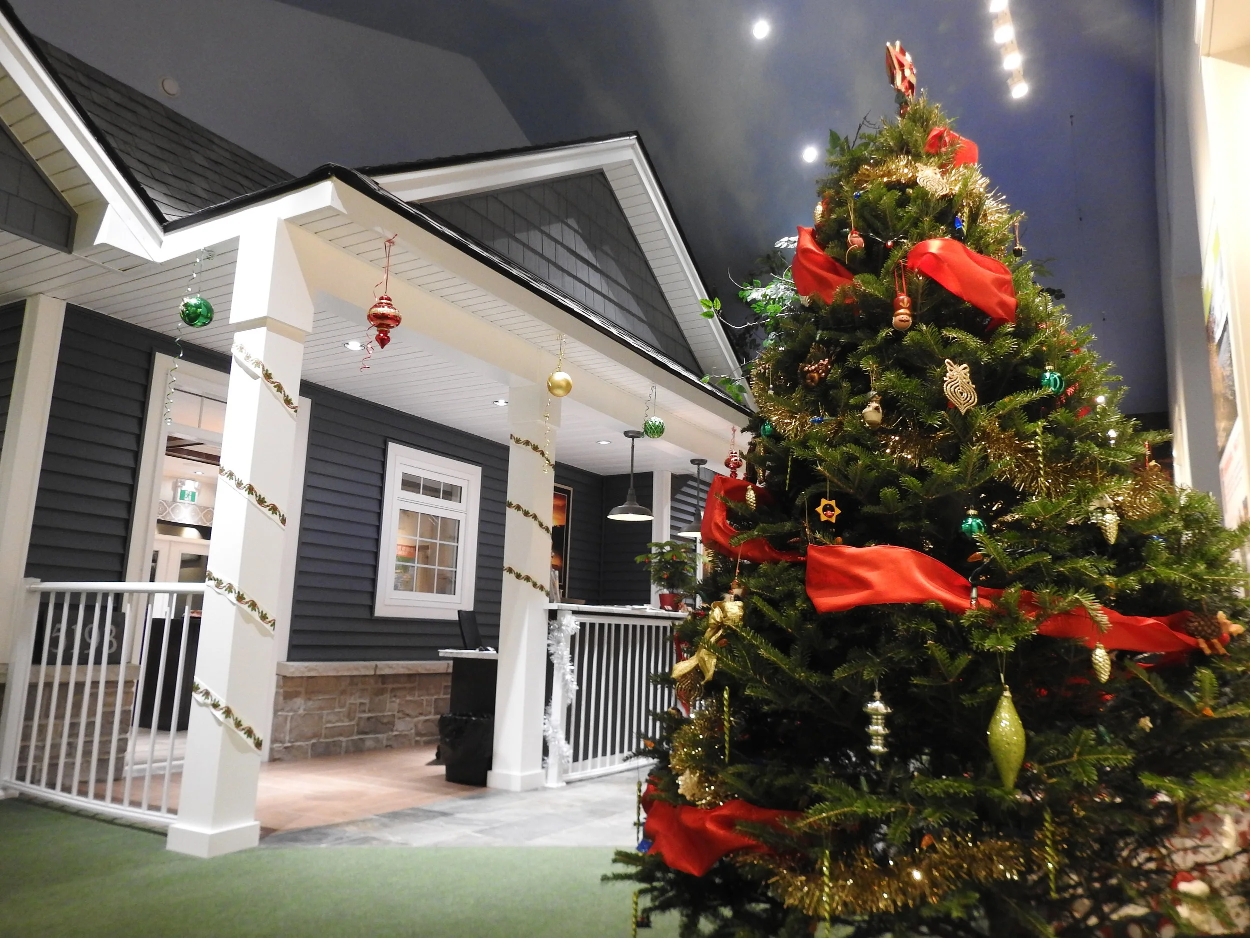 Seven Lakes Tree Lighting Ceremony