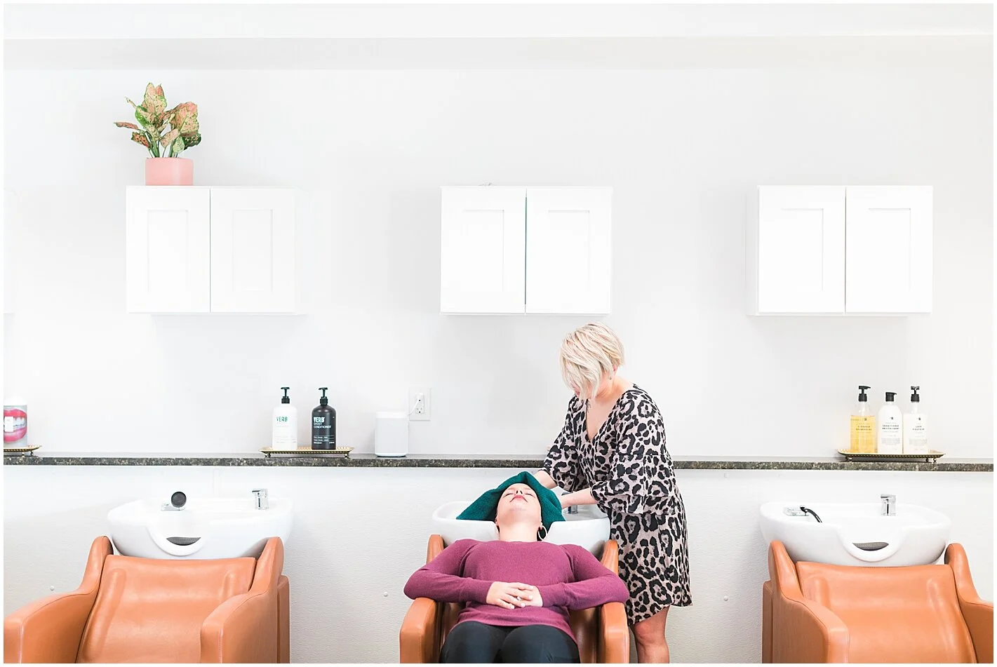 Jessica's Branding Session // The Beauty Lounge Acton, MA — Alyssa Parker  Photography