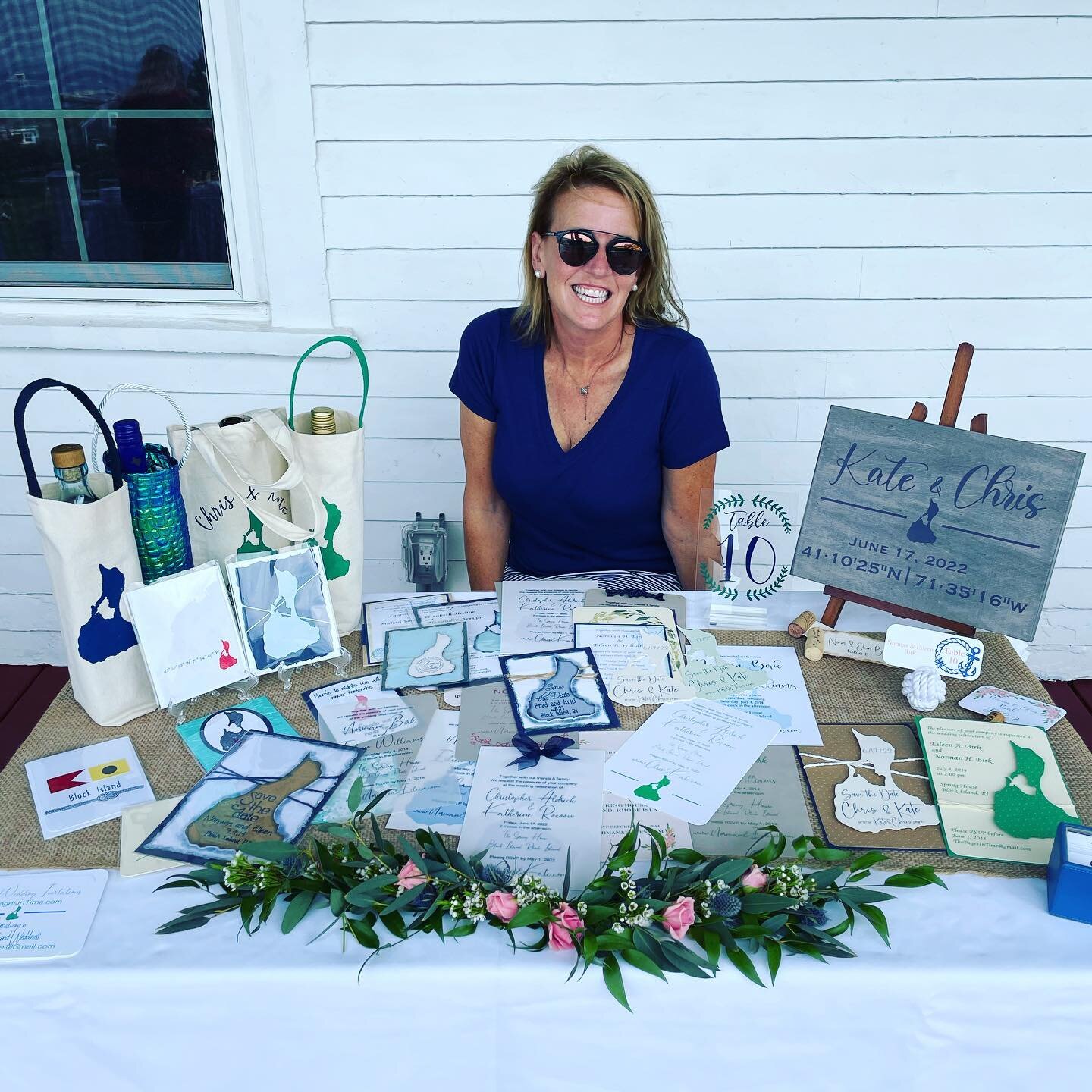 I had the best time at the @springhousehotel wedding tasting today!  Amazing food, beautiful scenery and the nicest wedding coordinator!  I thoroughly enjoyed talking with some great brides and grooms. 

Yes, I do wedding invitations, save-the-dates,