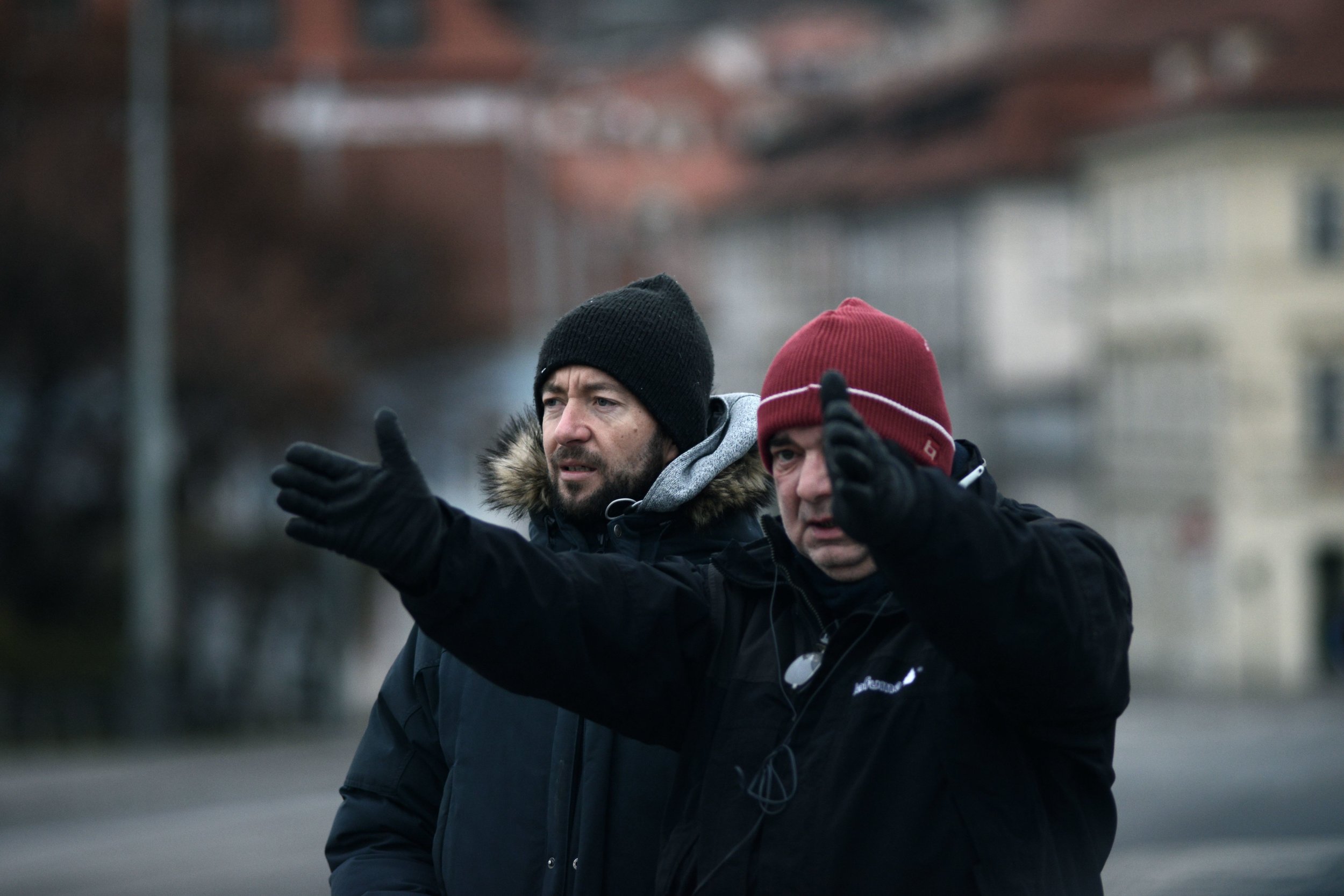 Zľava doprava: hlavný kameraman Tomáš Sysel a Ondřej Trojan, režisér a jeden z producentov filmu (produkčná spoločnosť Total HelpArt, T.H.A.)