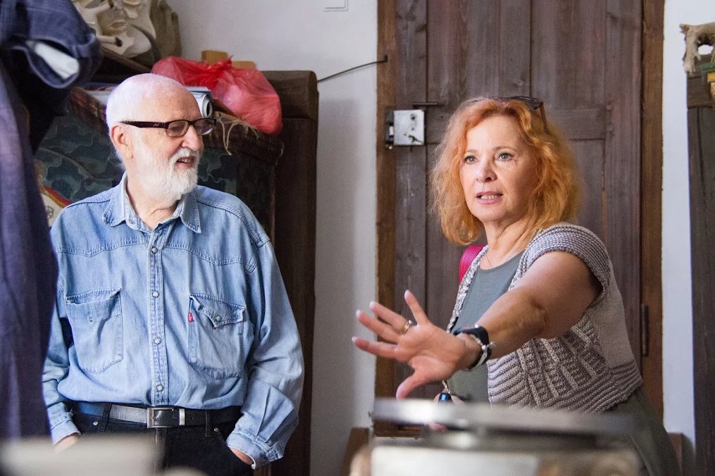 From the shooting: Director Jan Švankmajer with actress Kamila Magalová.